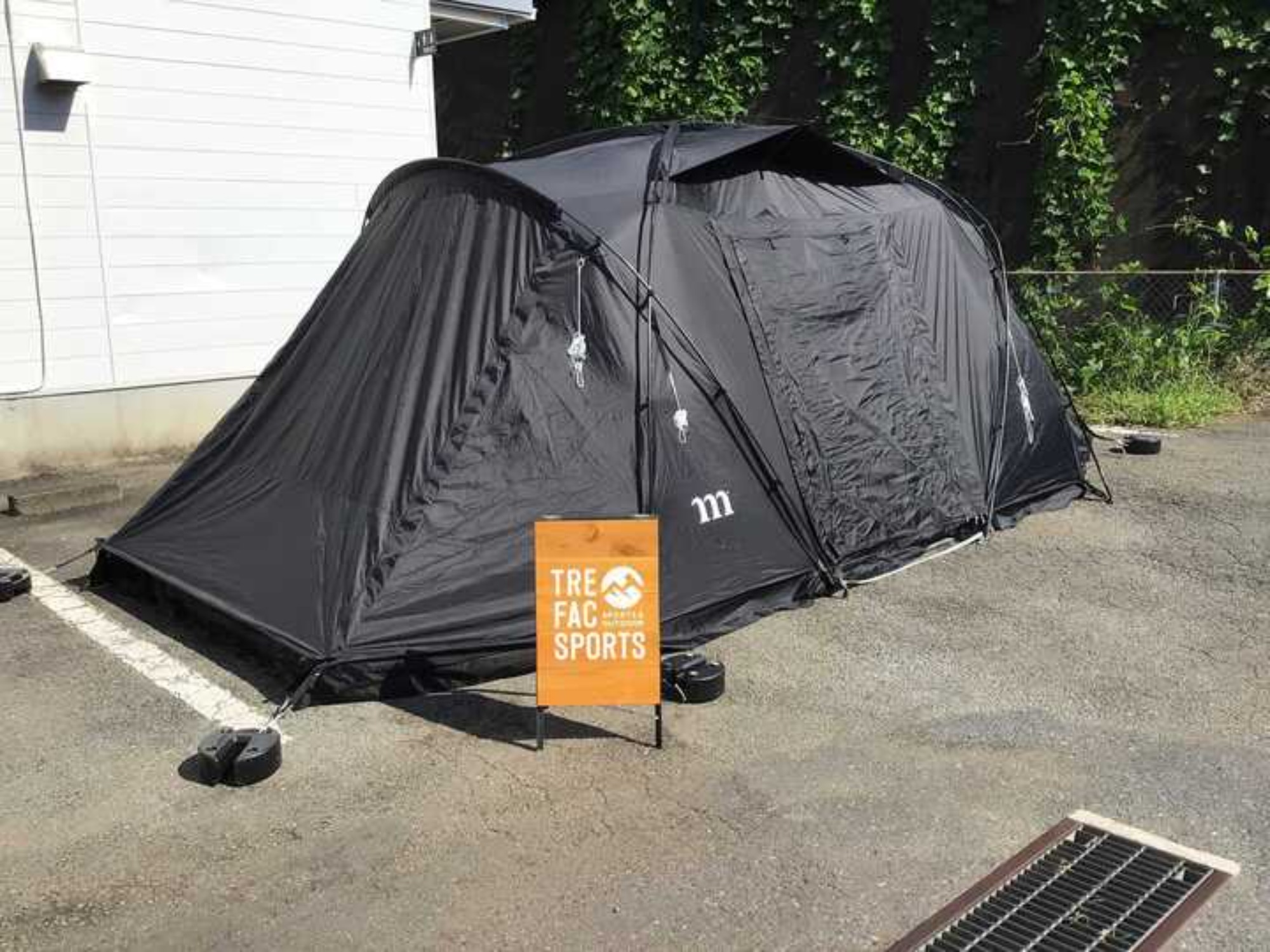 黒ギアキャンパー必見！ファミリーにもおすすめなテント！【ムラコ ZIZ