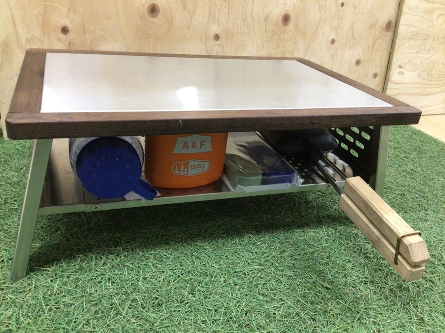 ローテーブルにもお洒落な選択肢を！焚き火調理台450re[2021.11.27発行