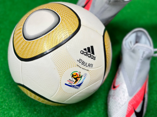 サッカーボール FIFA ジャブラニ 南アフリカW杯