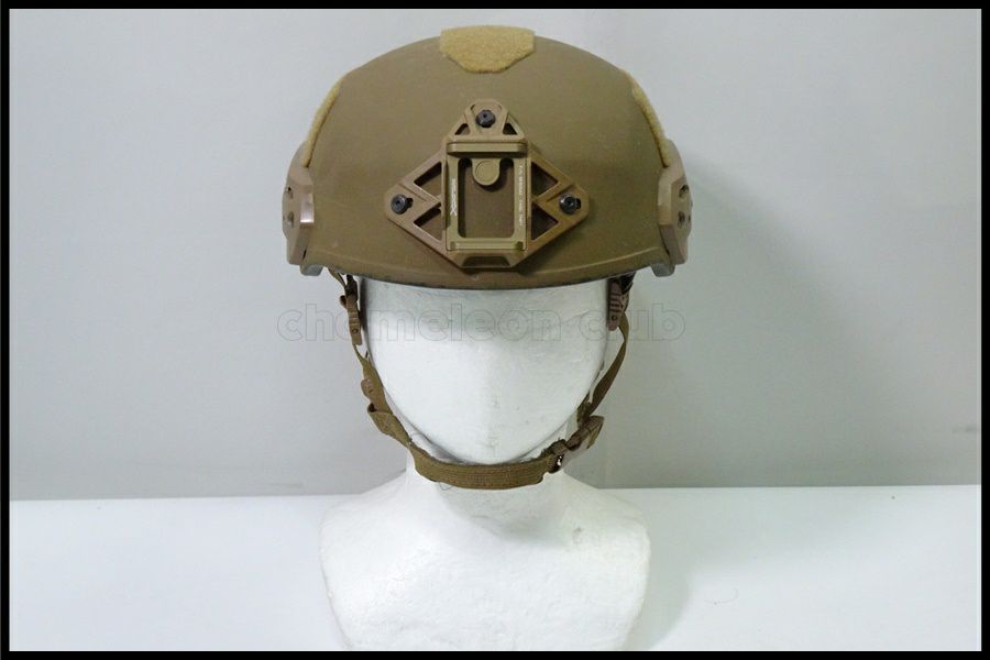 実物バリスティックヘルメット