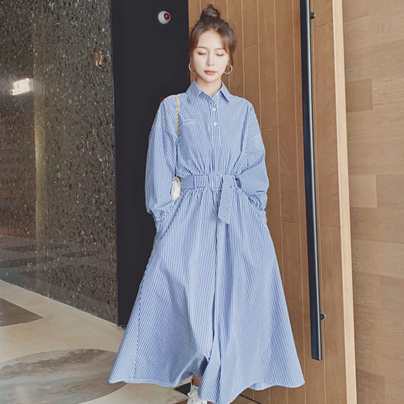 ブルーストライプシャツワンピース（青）春/夏 着やせワンピース