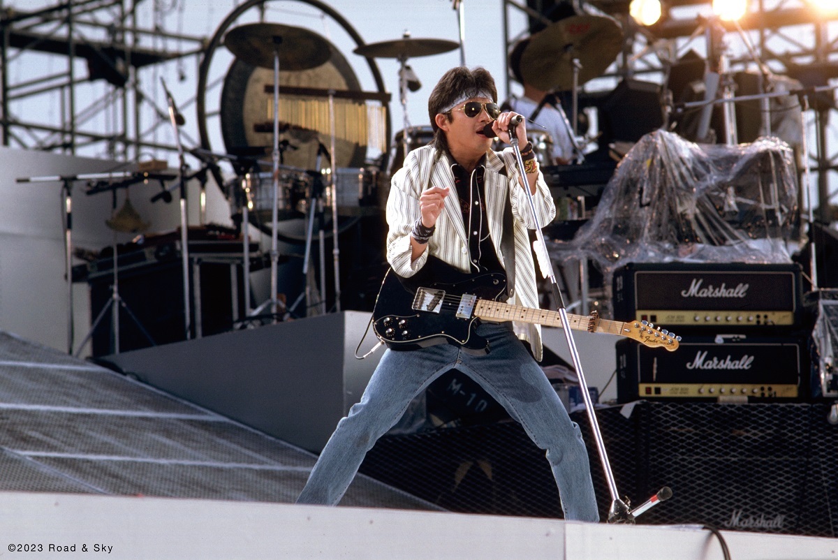 浜田省吾、伝説の野外ライブ『A PLACE IN THE SUN at 渚園 Summer of