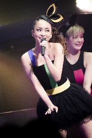 安室奈美恵 LINE STYLE2016-2017 88 パーカー Mサイズ 安室奈美恵 LINE