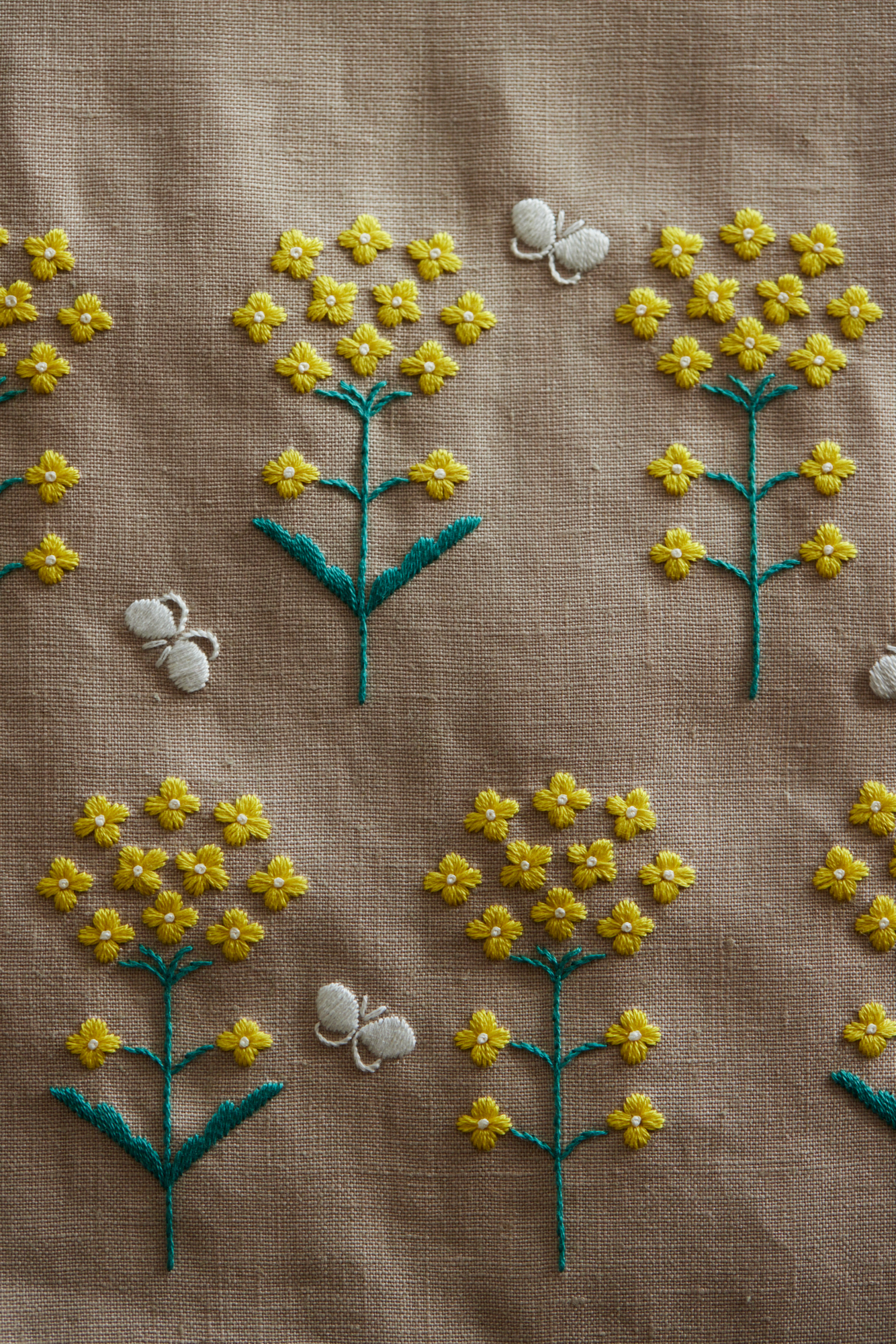 山と植物の刺繍」3月17日発売です！ - ニュース | 日本ヴォーグ社