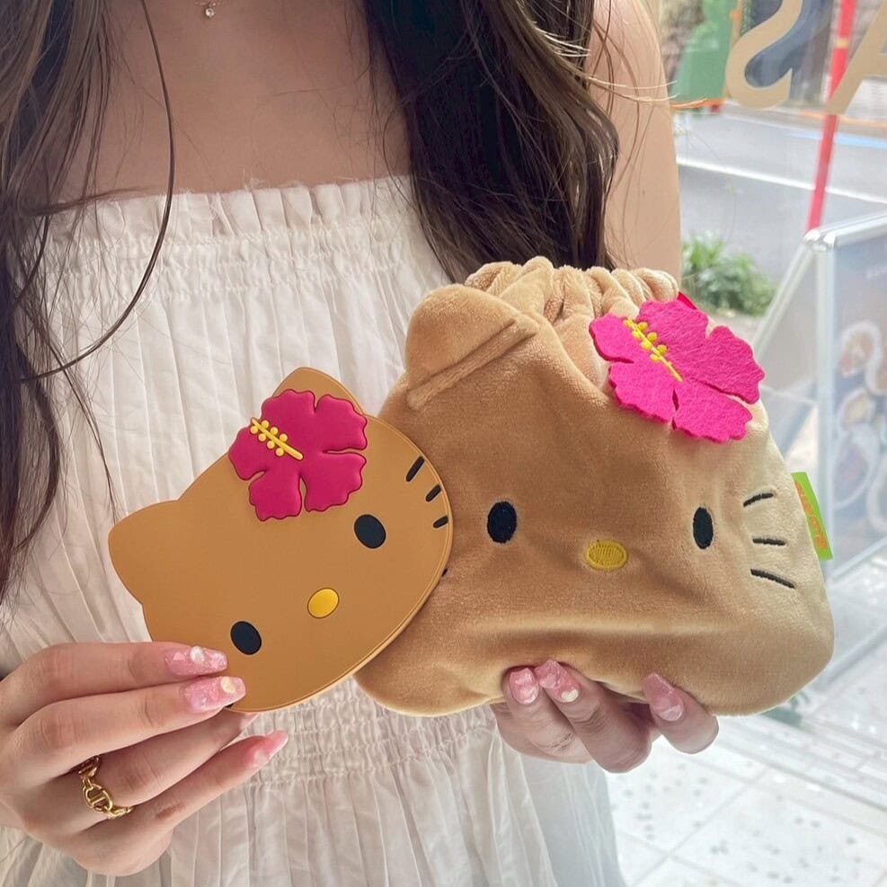 DFS限定・日焼けkitty】アロハコレクション×ハローキティ ポーチ