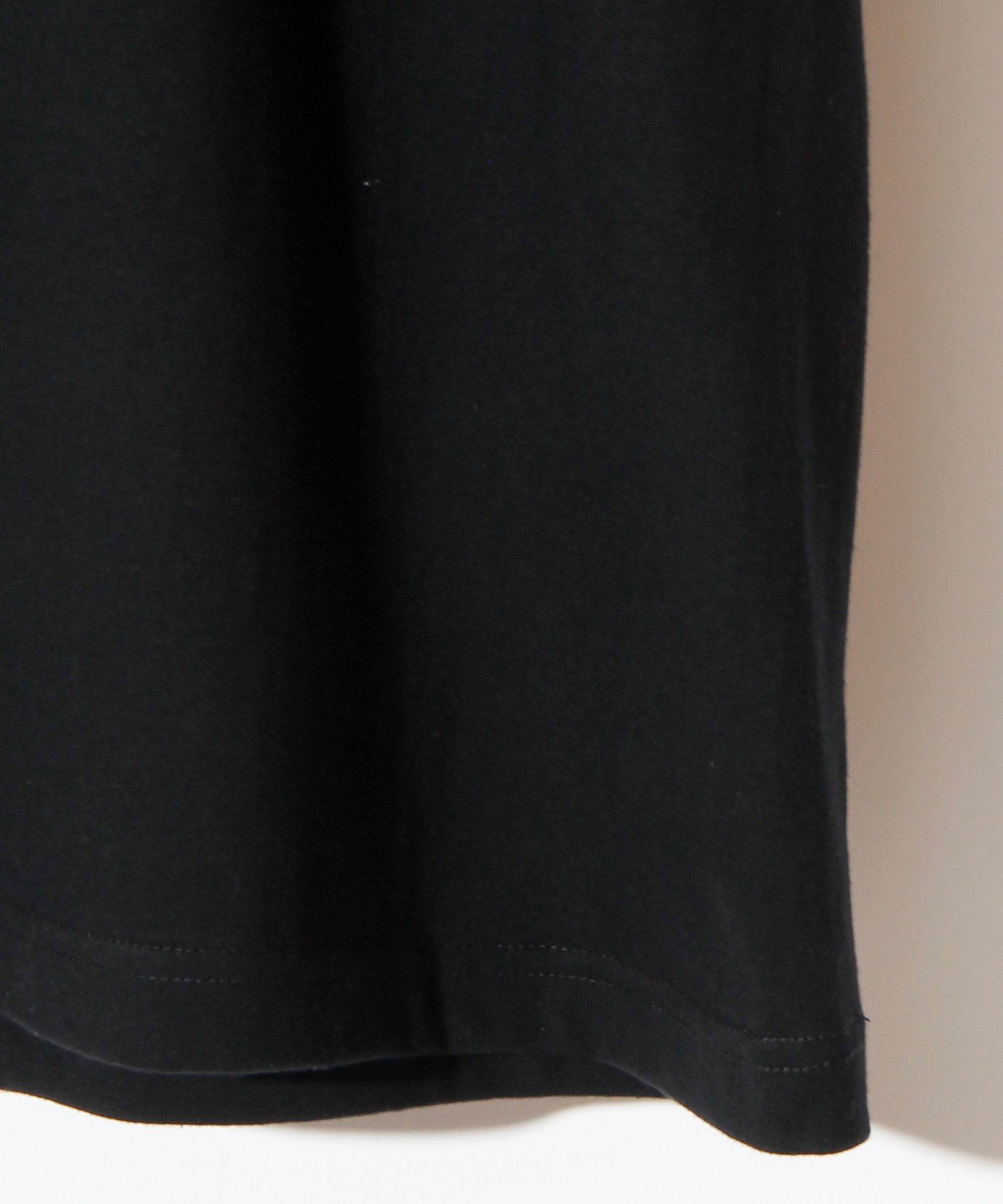 HYDE x SWITCHBLADE XX ANNIVERSARY HYDEPARK TOKYO TEE [BLACK