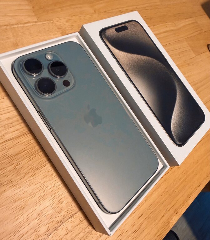 SIMフリー iPhone 15 Pro 128GB ナチュラルチタニウム iPhone15 Pro