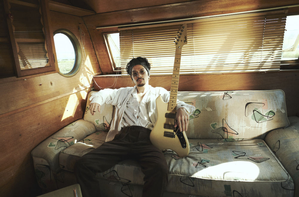 King Gnu・常田大希 ＆ 新井和輝、自身初のフェンダー・シグネイチャー