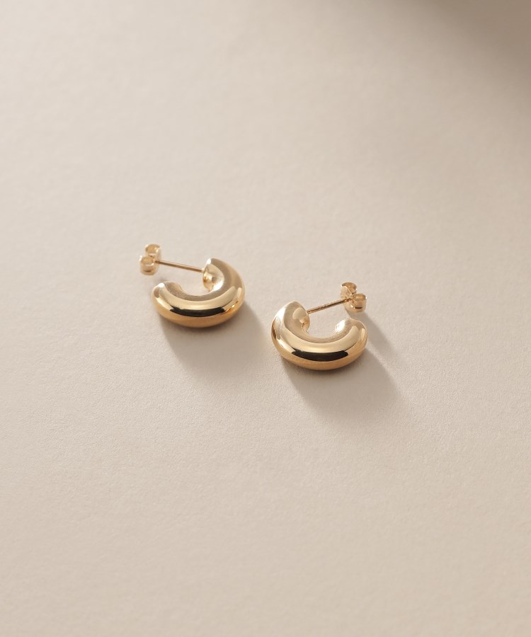 K10中空ボリューム フープピアス小（ピアス） | COCOSHNIK（ココシュ