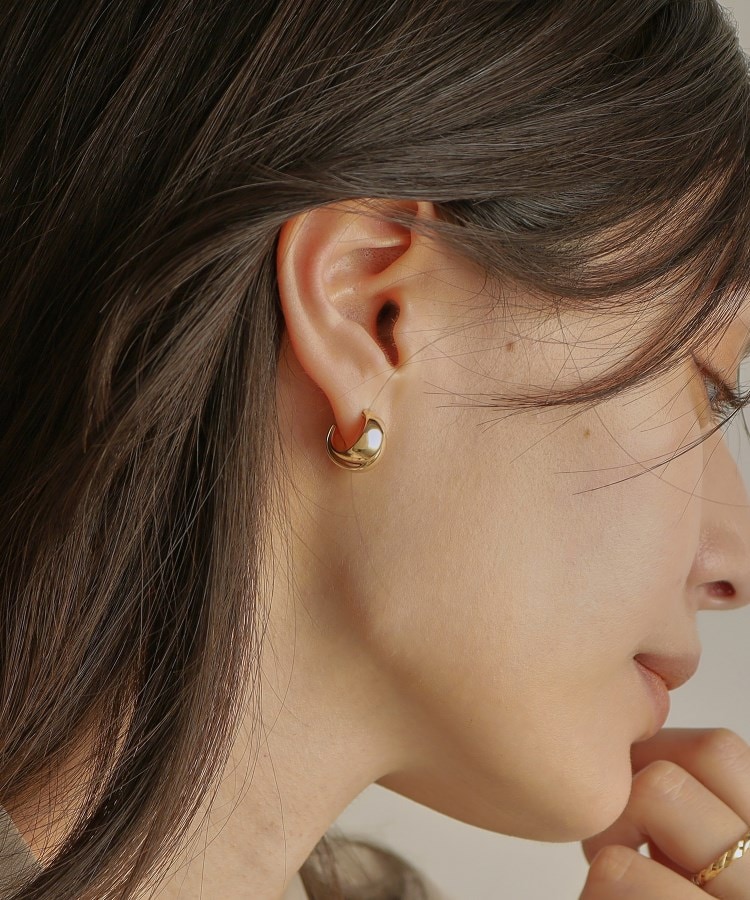 K10フォールディング フープピアス（ピアス） | COCOSHNIK（ココシュ