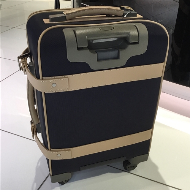 プロテカ ジーニオセンチュリーソフト グレージュ 機内持ち込み 28L