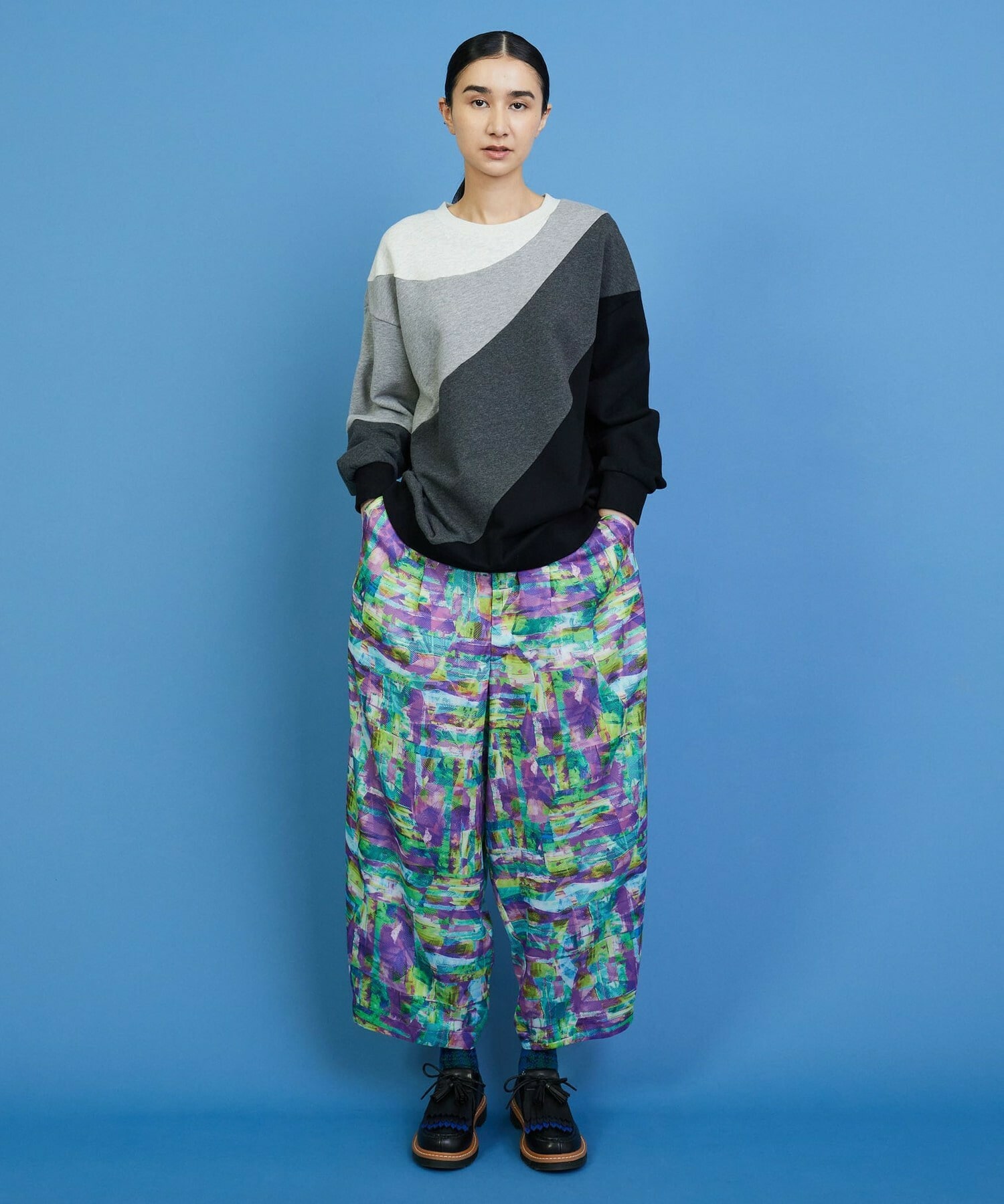 マジックカラー パンツ｜BIGI online store - ビギ オンラインストア