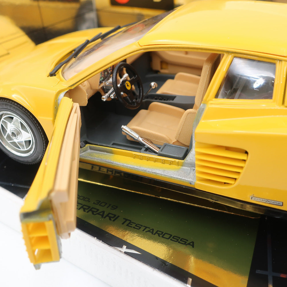 1/18 FERRARI testarossa 1984 イエロー フェラーリテスタロッサ 3019