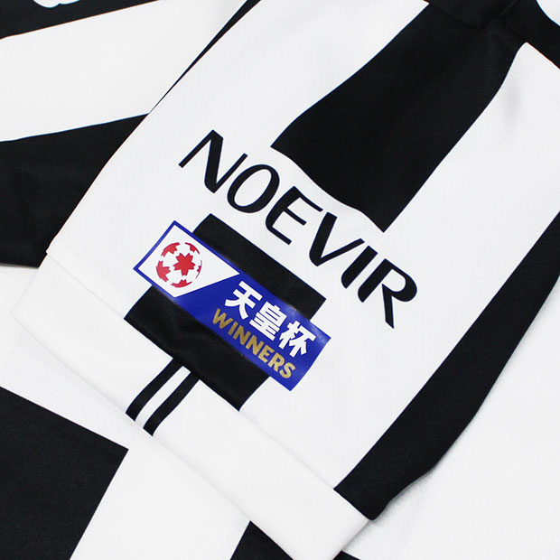 ヴィッセル神戸30周年記念ユニフォーム 大迫勇也10番 ヴィッセル神戸