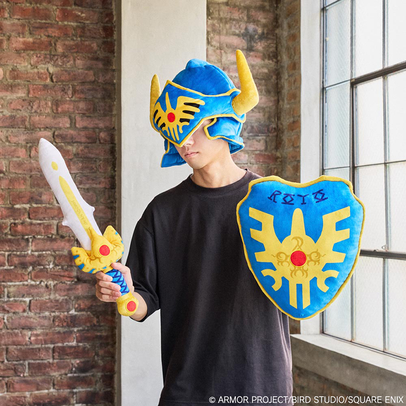 ドラゴンクエスト ぬいぐるみ ロトの兜 | スクウェア・エニックス e-STORE