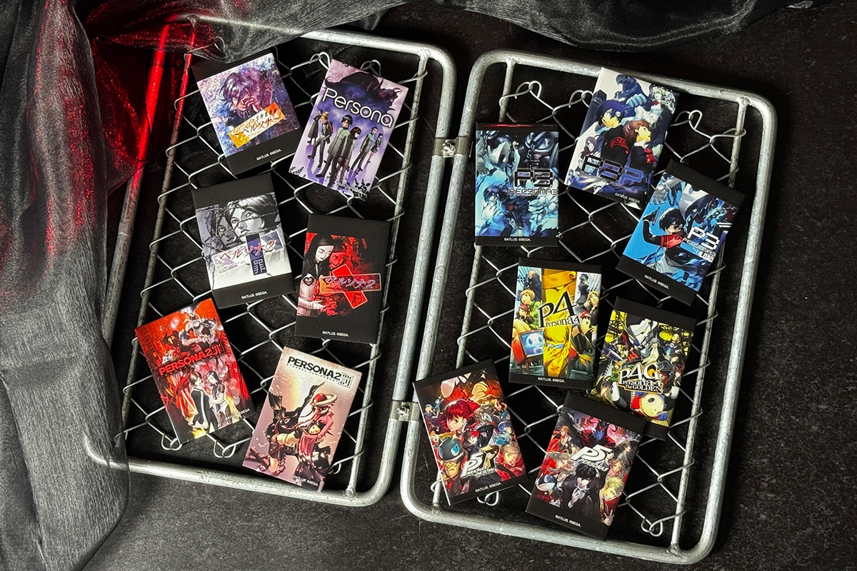 P30th パッケージアート 缶バッジ（単品）(単品): グッズ・文具