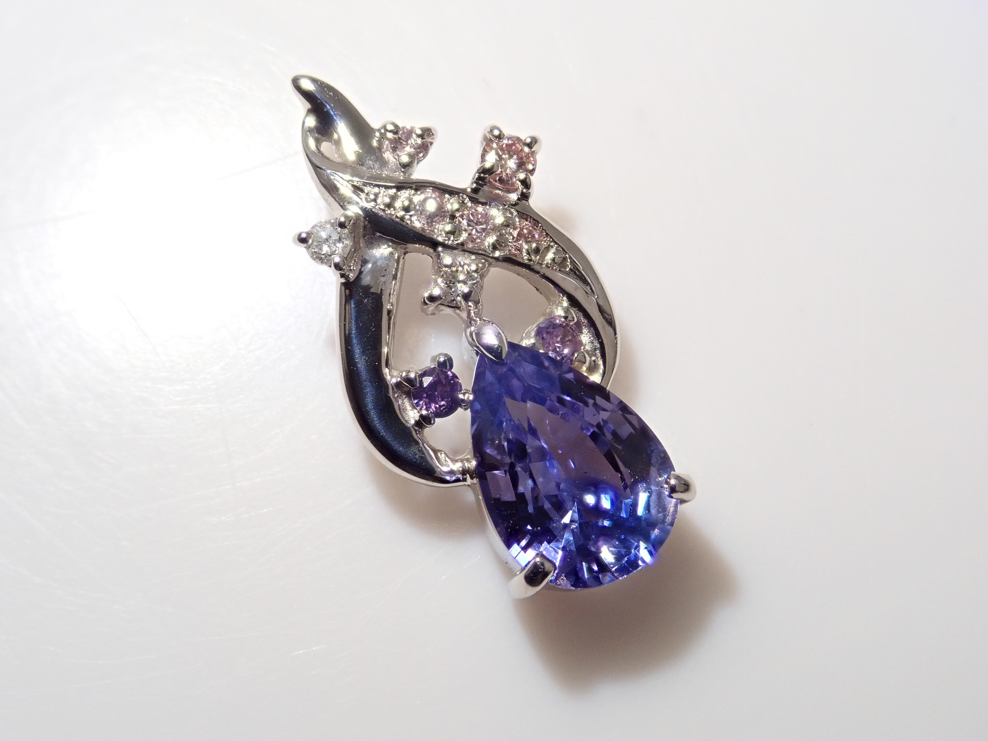 Pt950 バイカラーサファイア ペンダントトップ（ネックレストップ）