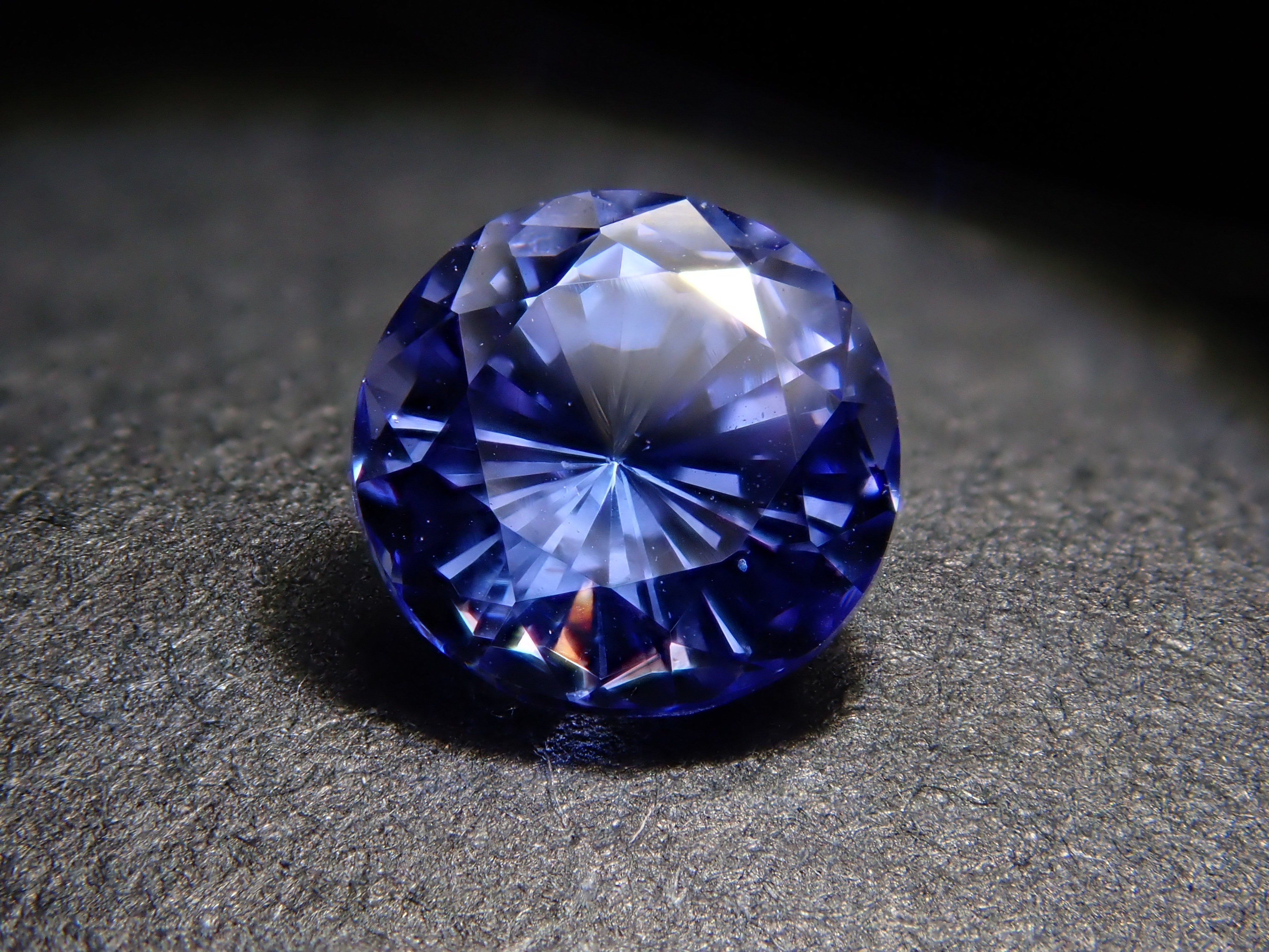 タンザナイト - 通販｜宝石鑑定士が運営【カラッツSTORE】