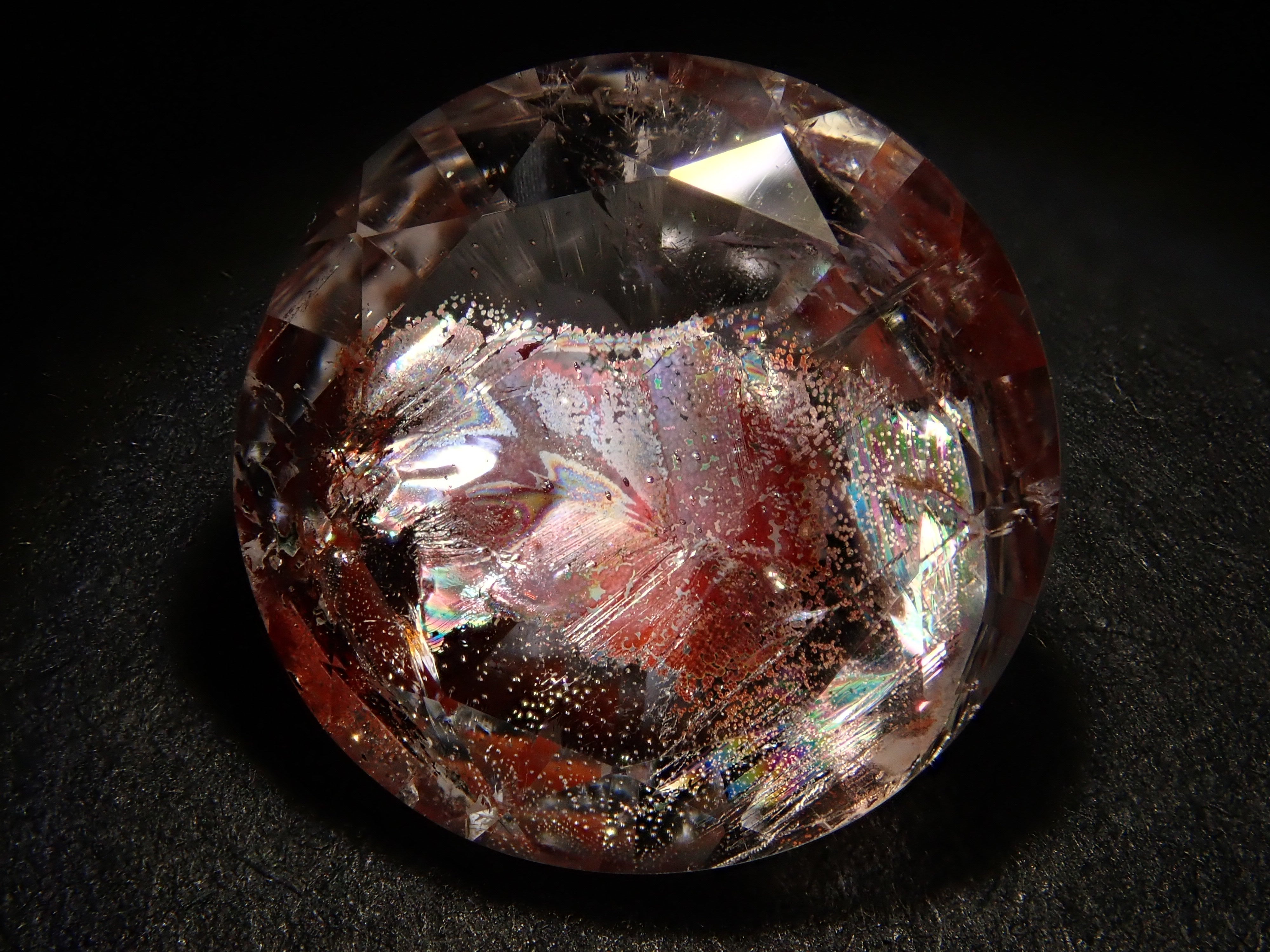 さくらインカット】ブラジル産ライモナイトインクォーツ（オーロラ