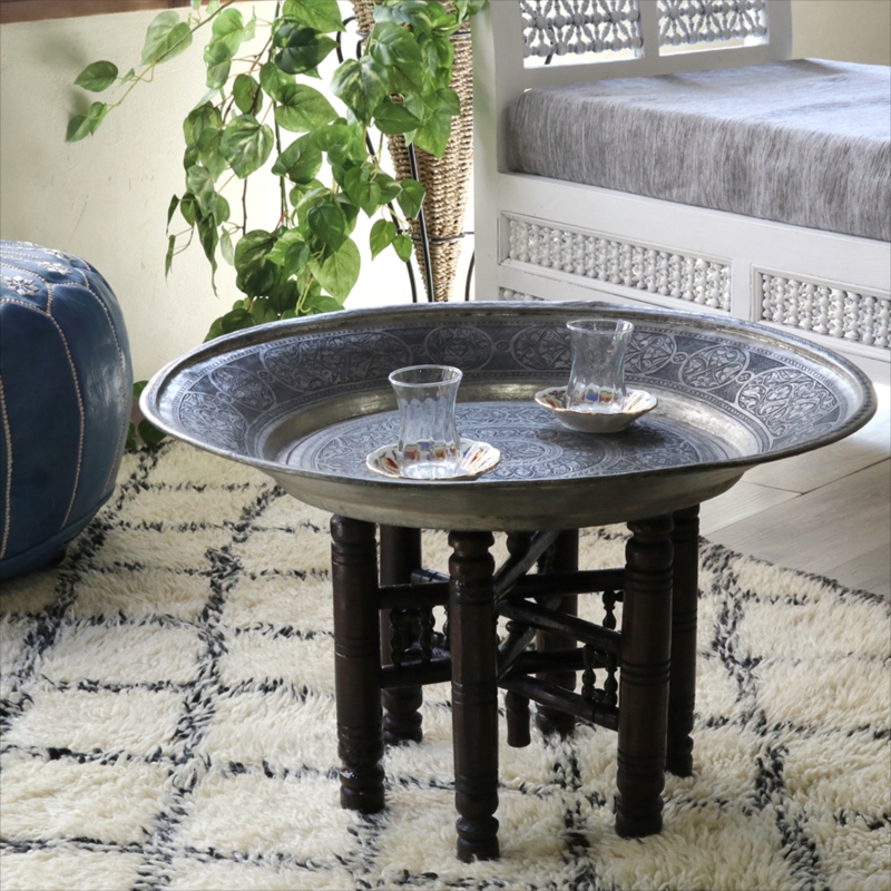 キリムスタイル / アンティーク・アナトリアの家具 銅製のトレイ・丸盆