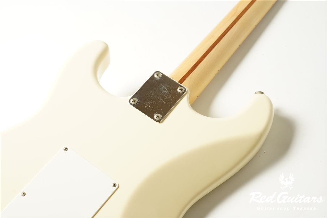 Fender JAPAN ST-STD - Vintage White | Red Guitars Online Store