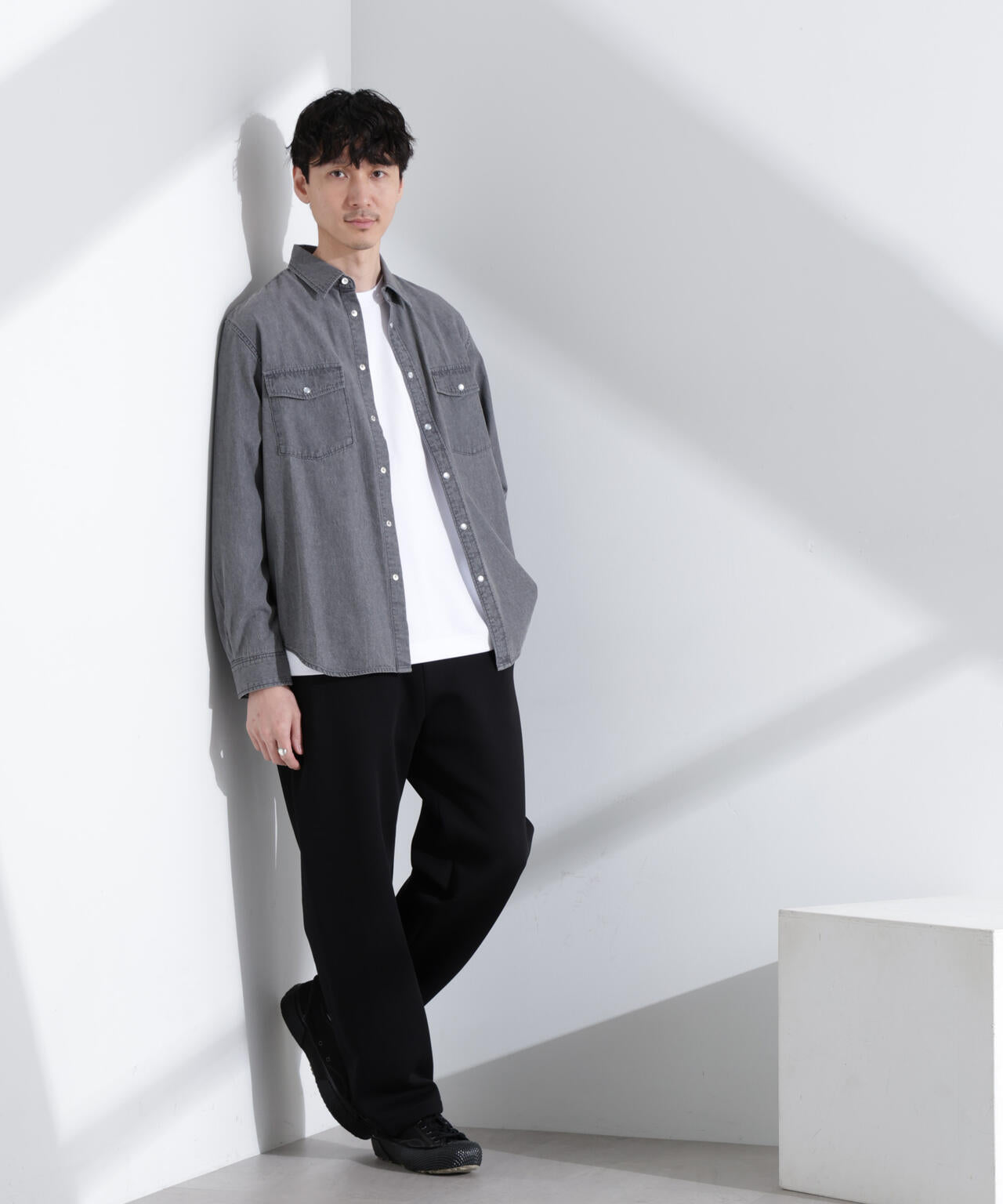 MC」”TIMELESS WARDROBE” デニムシャツ