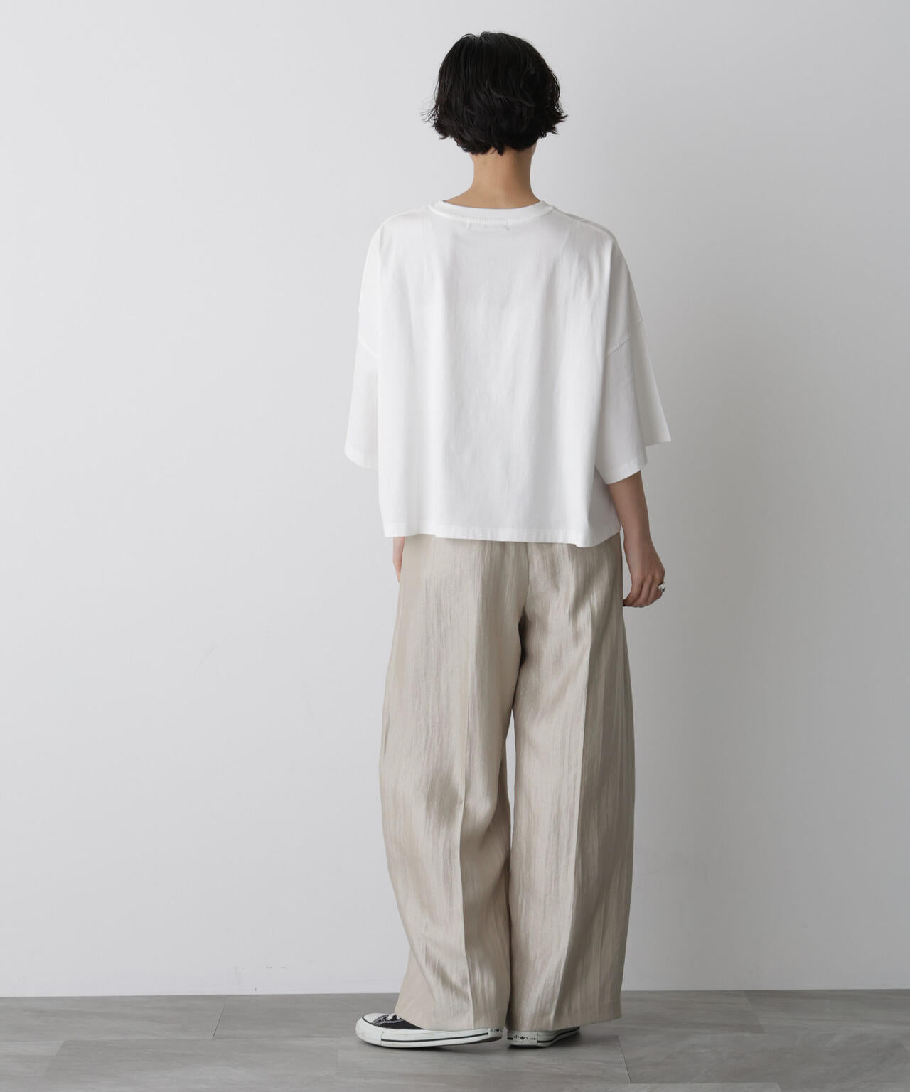 〓KHAITE〓 yellow-gold サテン クロップド ワイド パンツ 【公式通販】