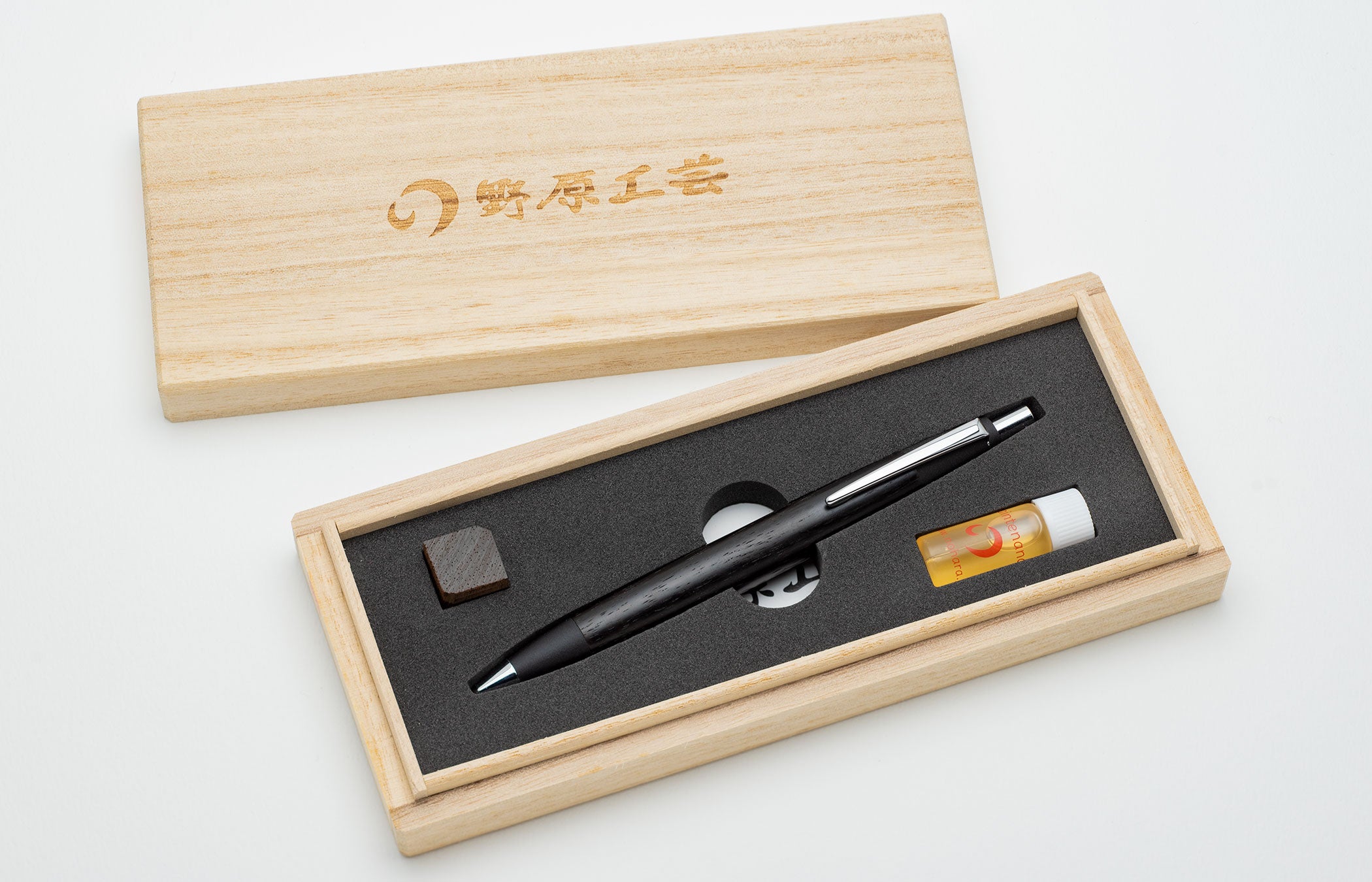 ハカランダのシャープペンシル・ネオブラック – 野原工芸オンラインストア