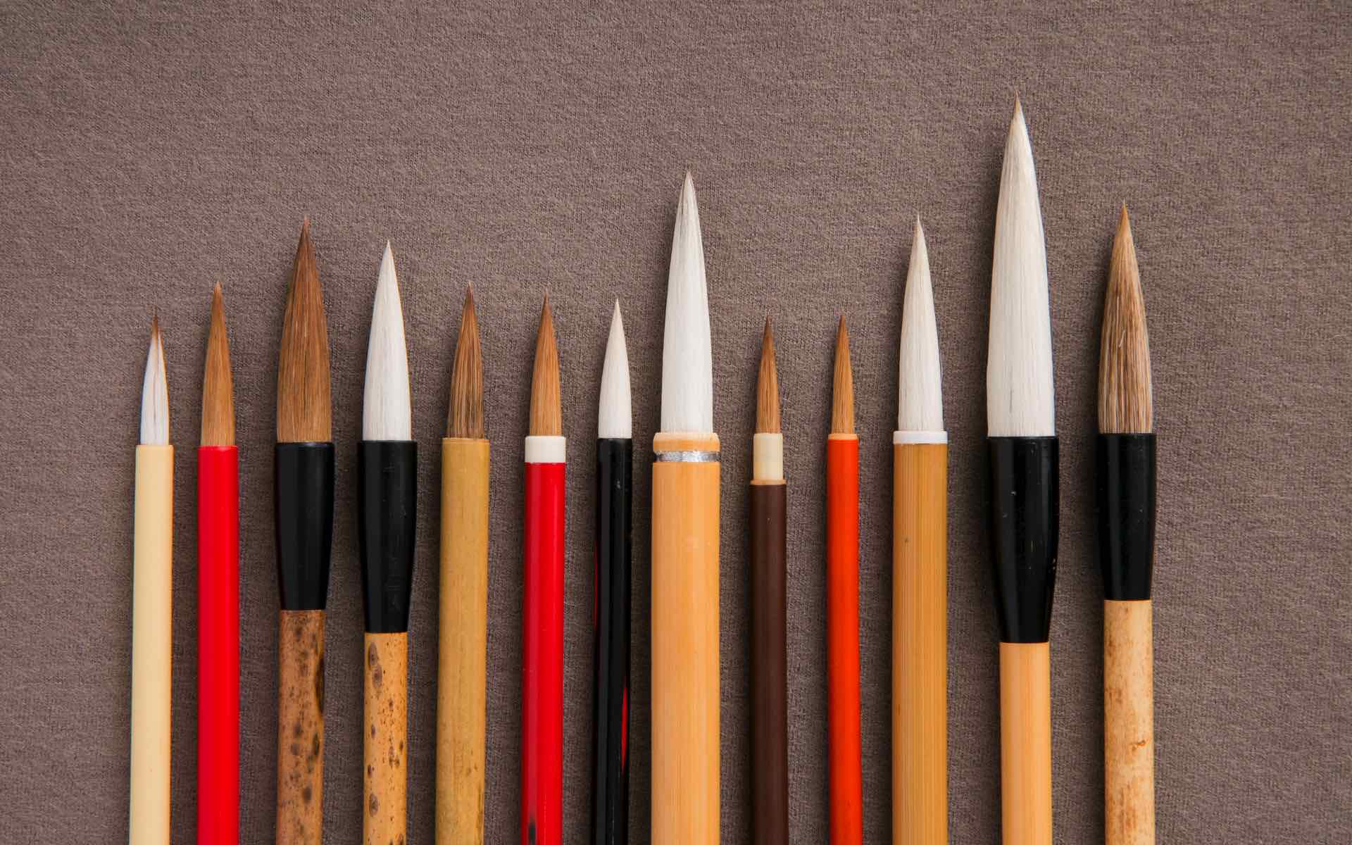 熊野筆とは。ピンチをチャンスに変えた一大産地の知恵と歴史 | 中川政