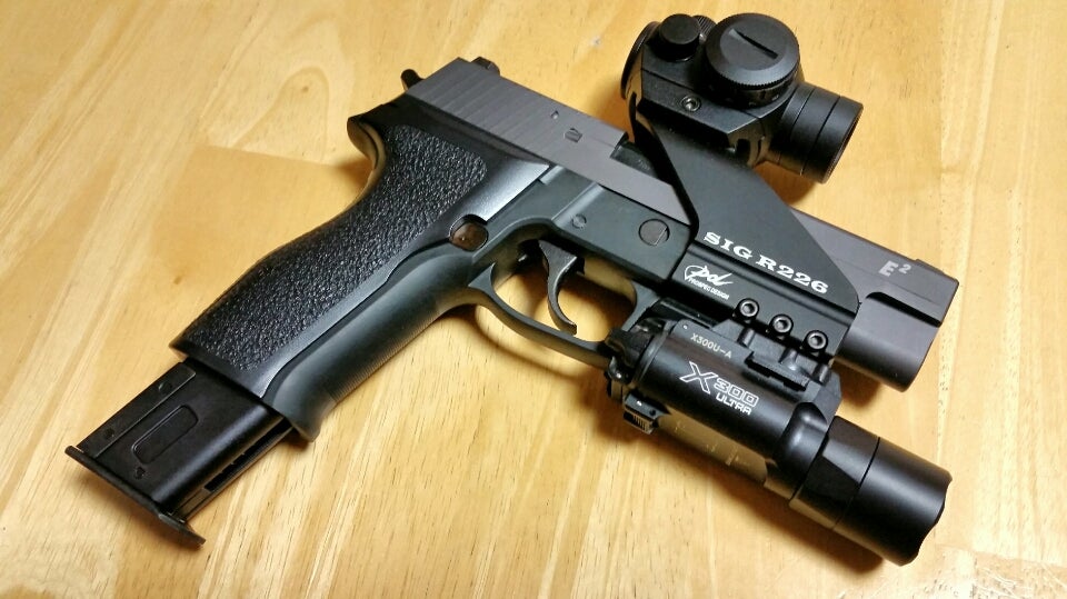 SIG P226 E2 ロングマガジン | タクティカルな生活