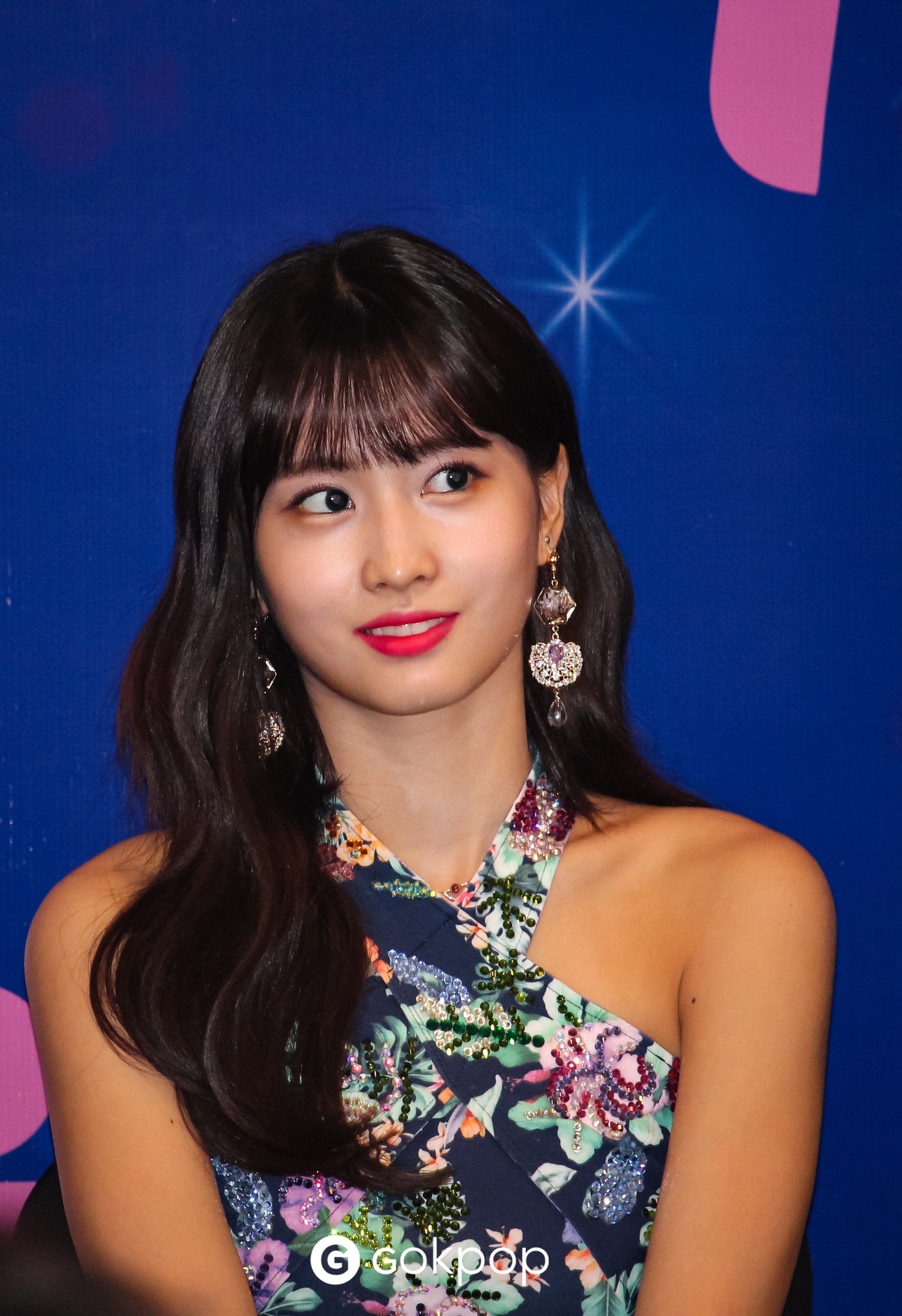 twice モモ トレカ レア イズラブ twice tv 2018 twice モモ トレカ