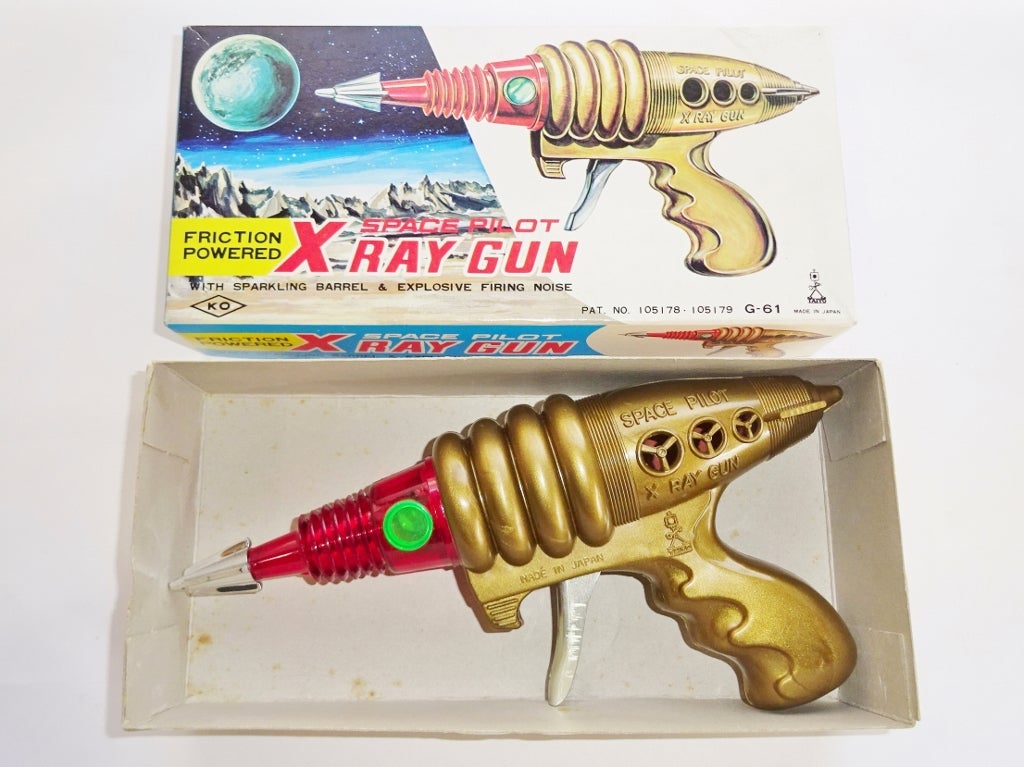 吉屋・太陽工業「SPACE PILOT X RAY GUN」 | 時代屋ちとせあめ