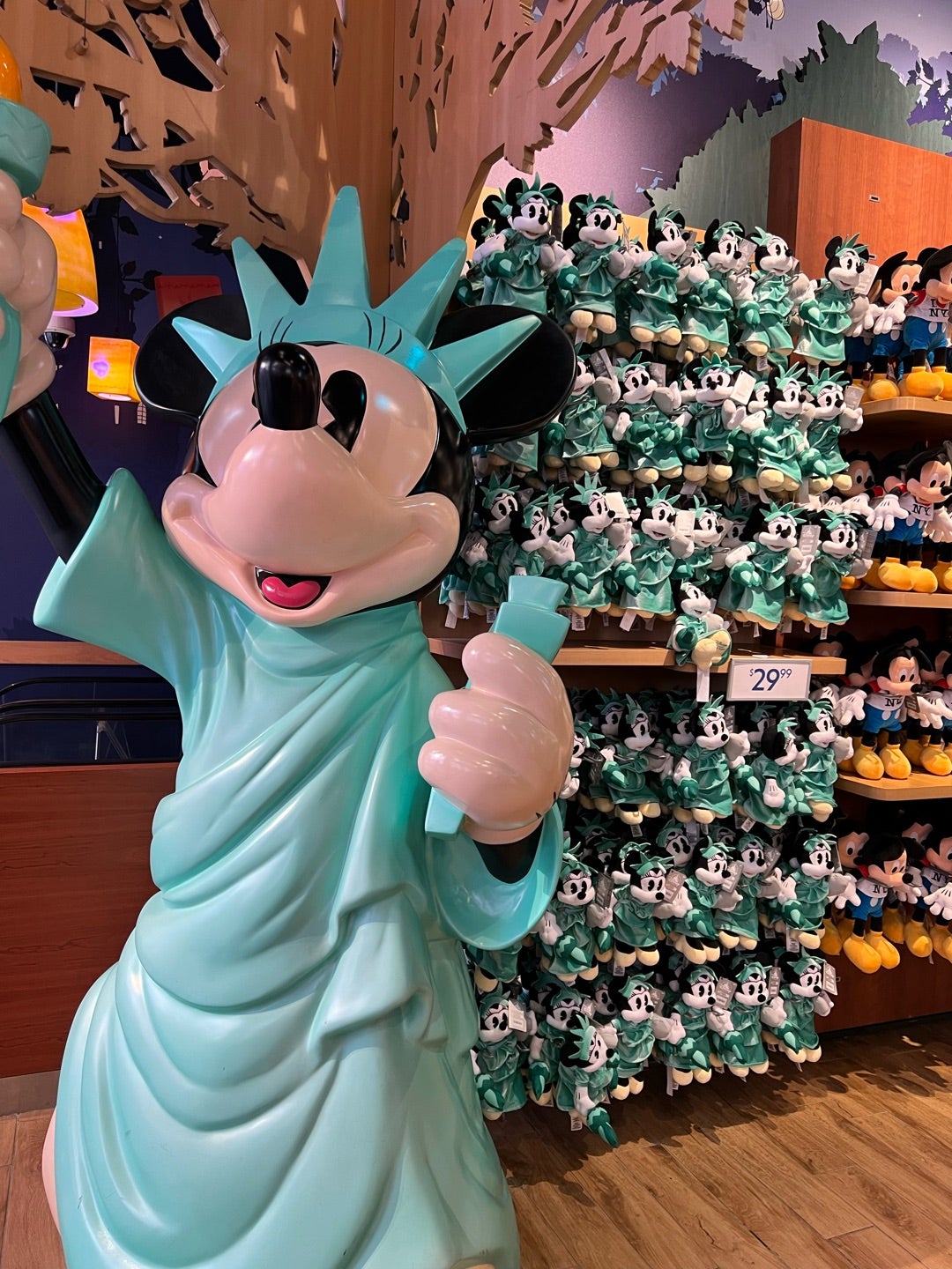 良い ミニーマウス 女神像 ディズニー …*…*…* ミニーマウス 自由の女神