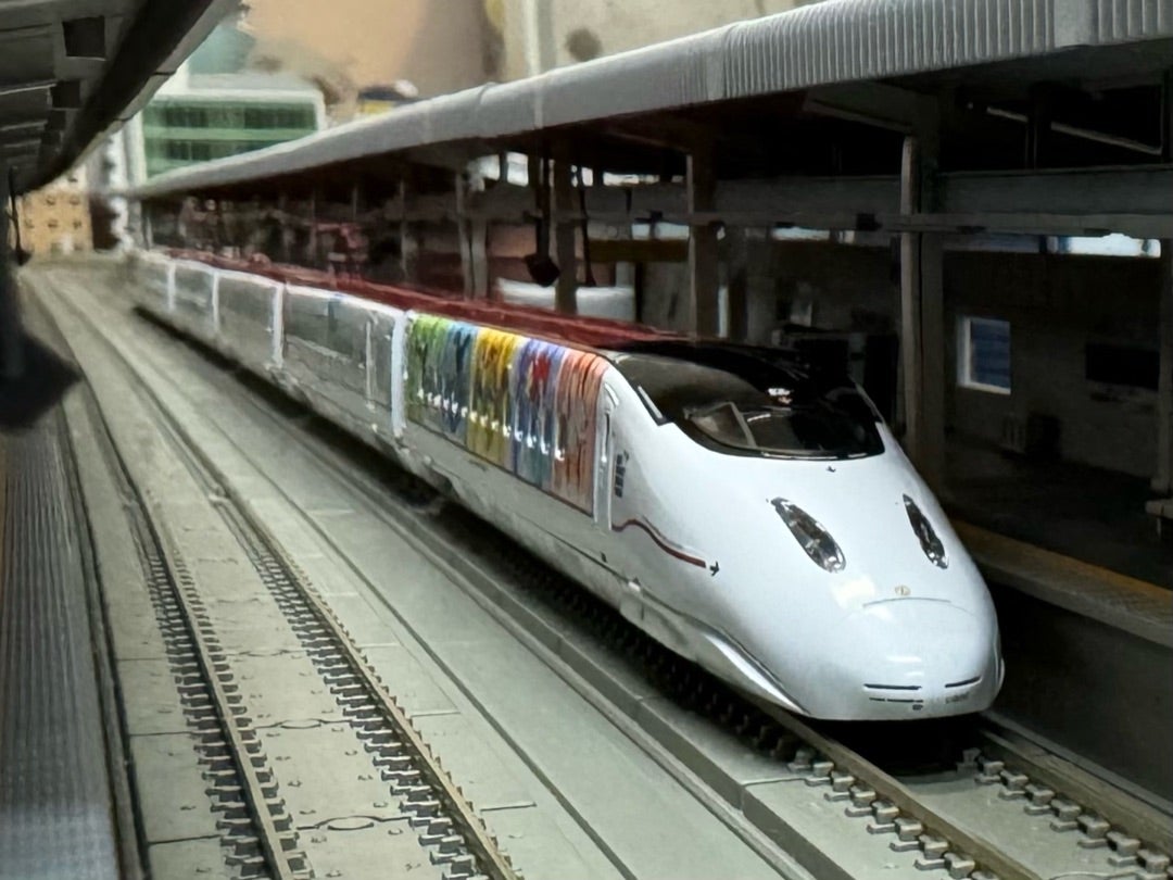 tomix 九州新幹線 800系（JR九州WAKUWAKU SMILE 新幹線） Amazon