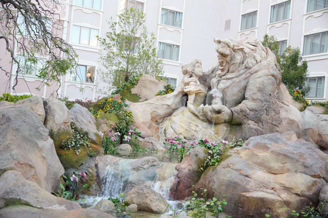 ディズニークラシックコレクション 美女と野獣 噴水 楽天市場】WDCC