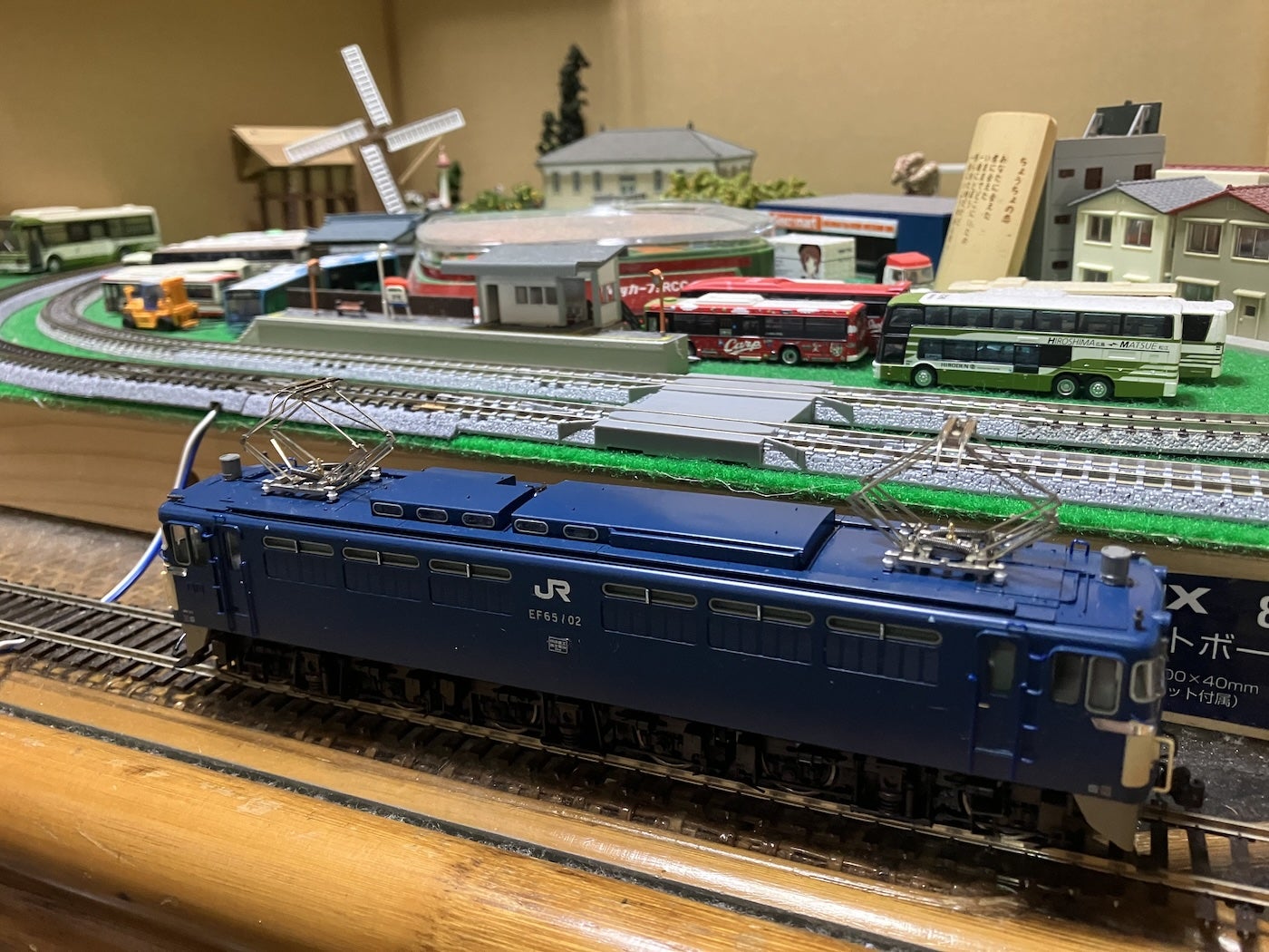 EF65の日】KATO 1-304 0番台 | 金屋代かずおのお部屋