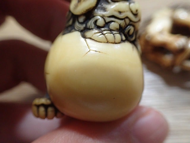 極上 根付 提げ物 緒締め玉 天然素材 アンティーク 置物 骨董 飾り物古