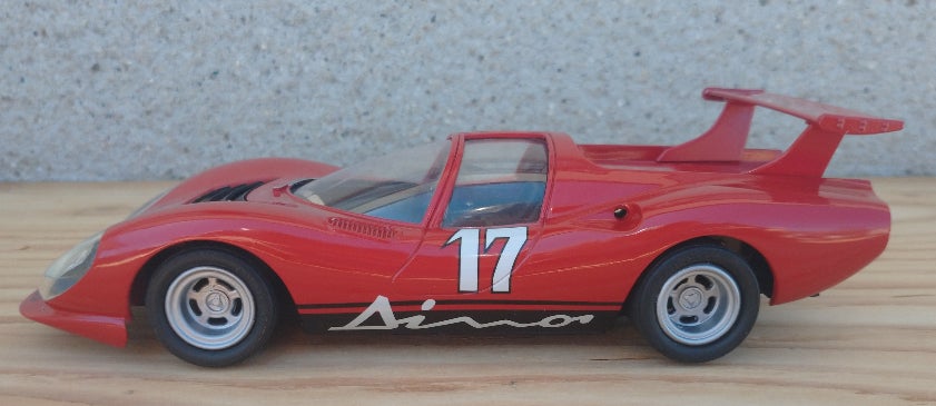 日東科学 1/24 サーキットの狼 フェラーリ・ディノ谷田部スペシャル