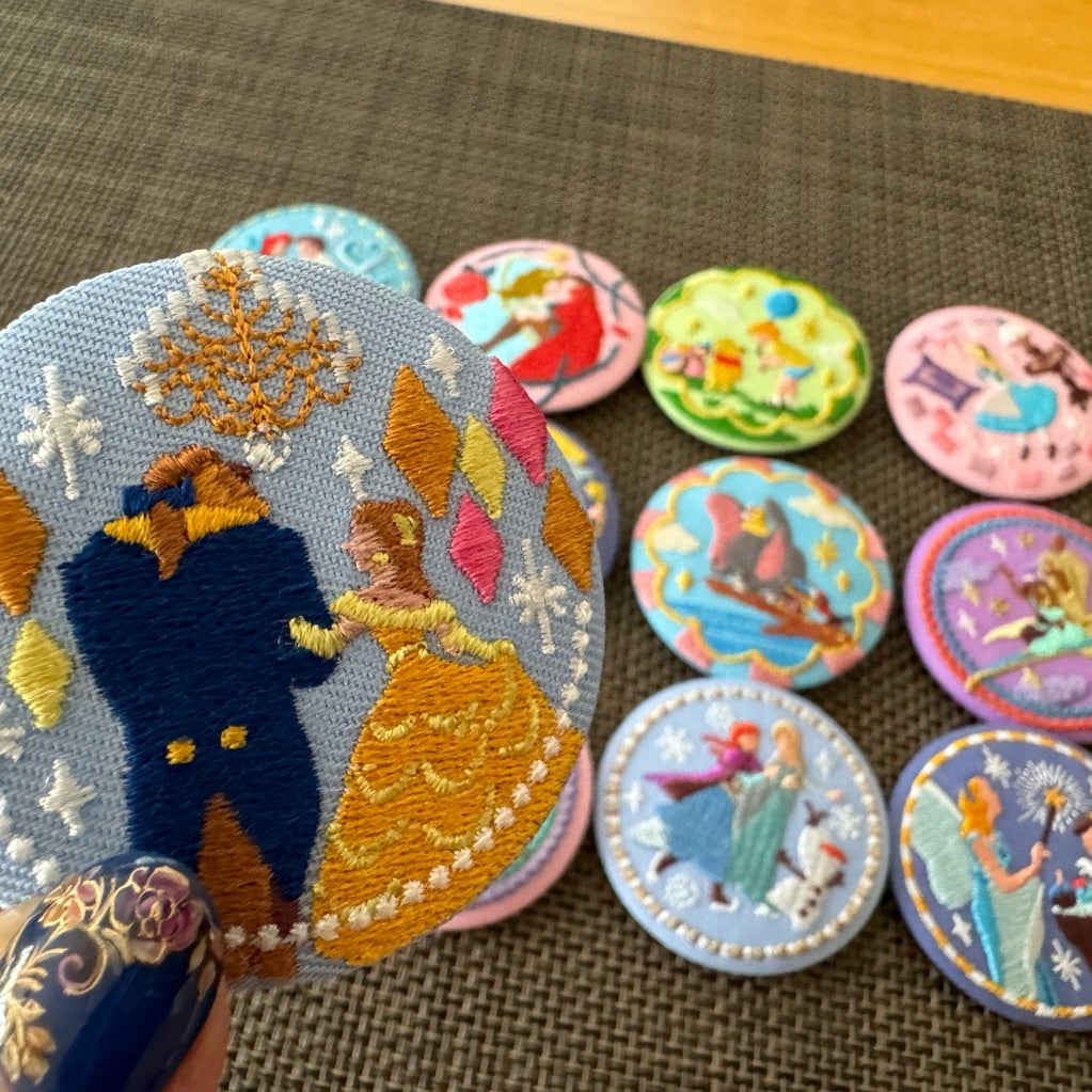 ディズニーキャラクター刺繍缶バッジ第二弾、予約販売。 | もっつぁれ