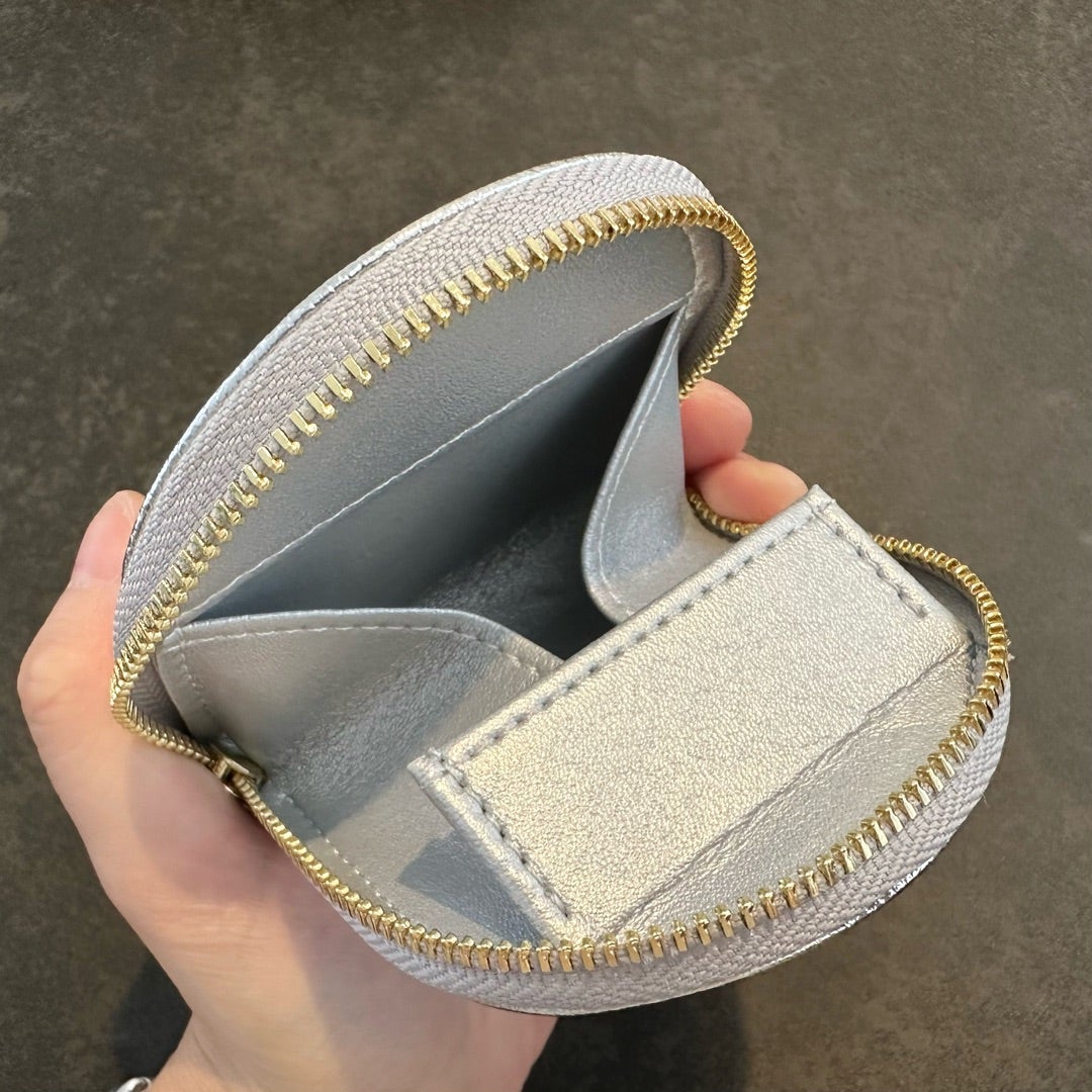 完売品】皇居限定 ガマ口付き財布 シルバー（二つ折り）箱付き 希少