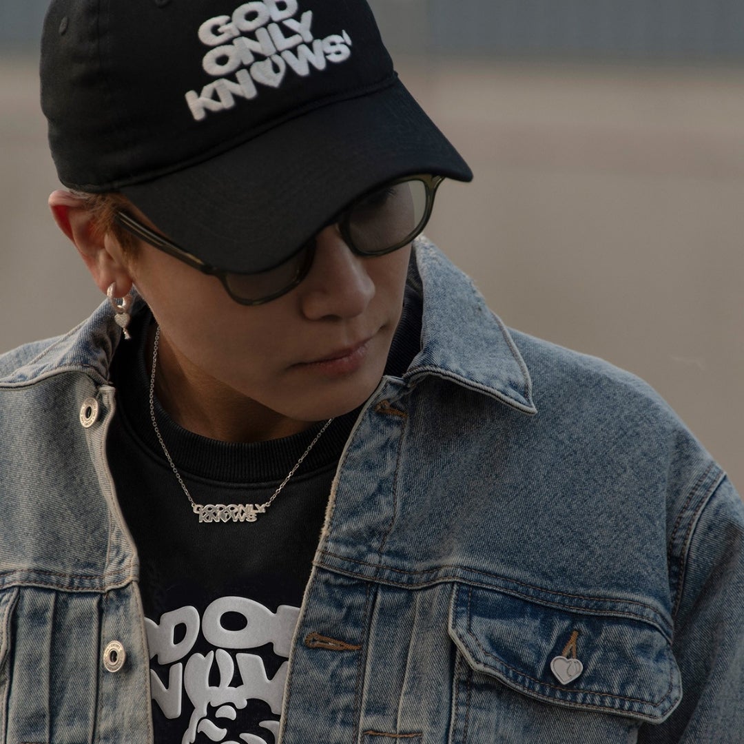 岩田剛典 GOD ONLY KNOWS キャップ 黒 岩田剛典 GOD ONLY KNOWS LOGO