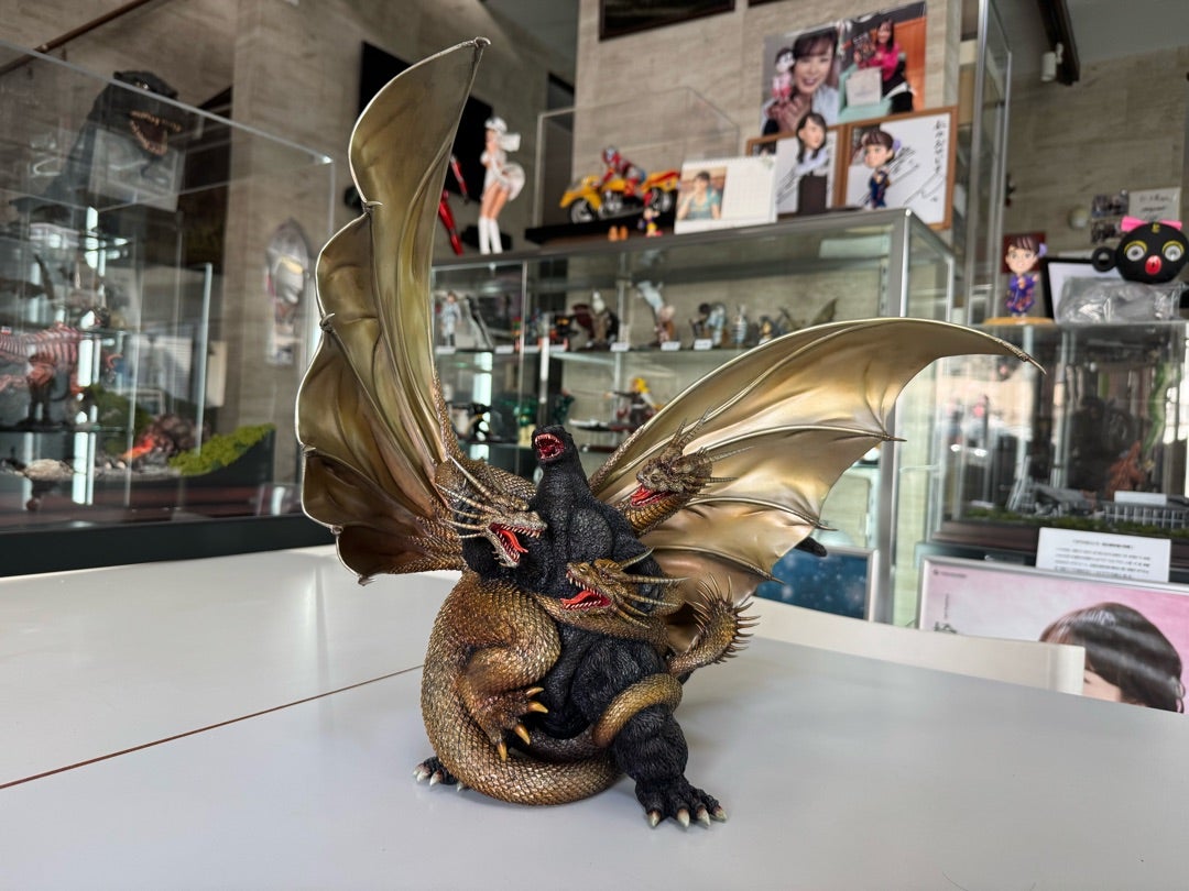 酒井ゆうじ造型工房 ゴジラvsキングギドラ ポスターバージョン完成しま