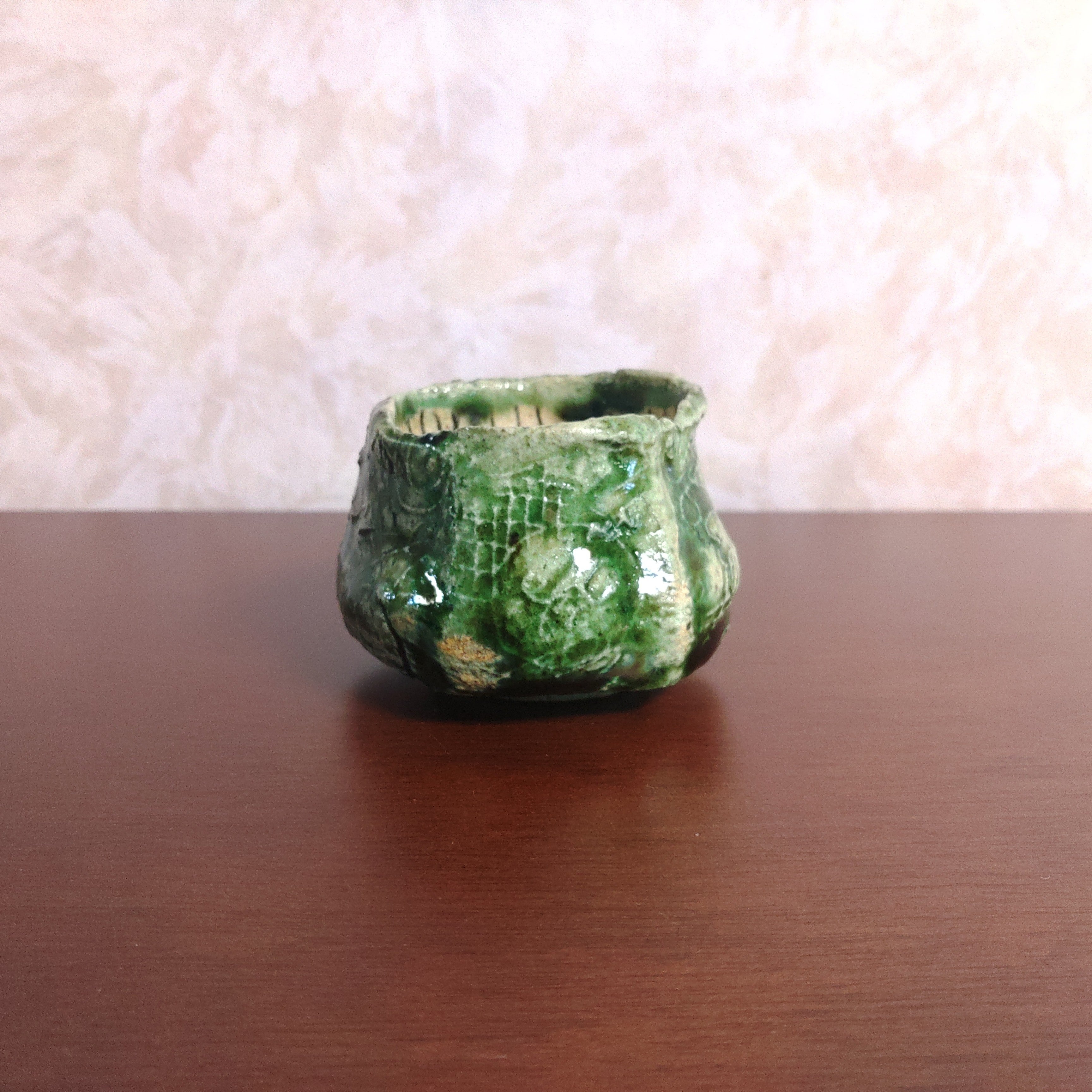 鈴木五郎の絵織部ぐい吞｢弥緑｣ | せともん道楽だもんで・・・