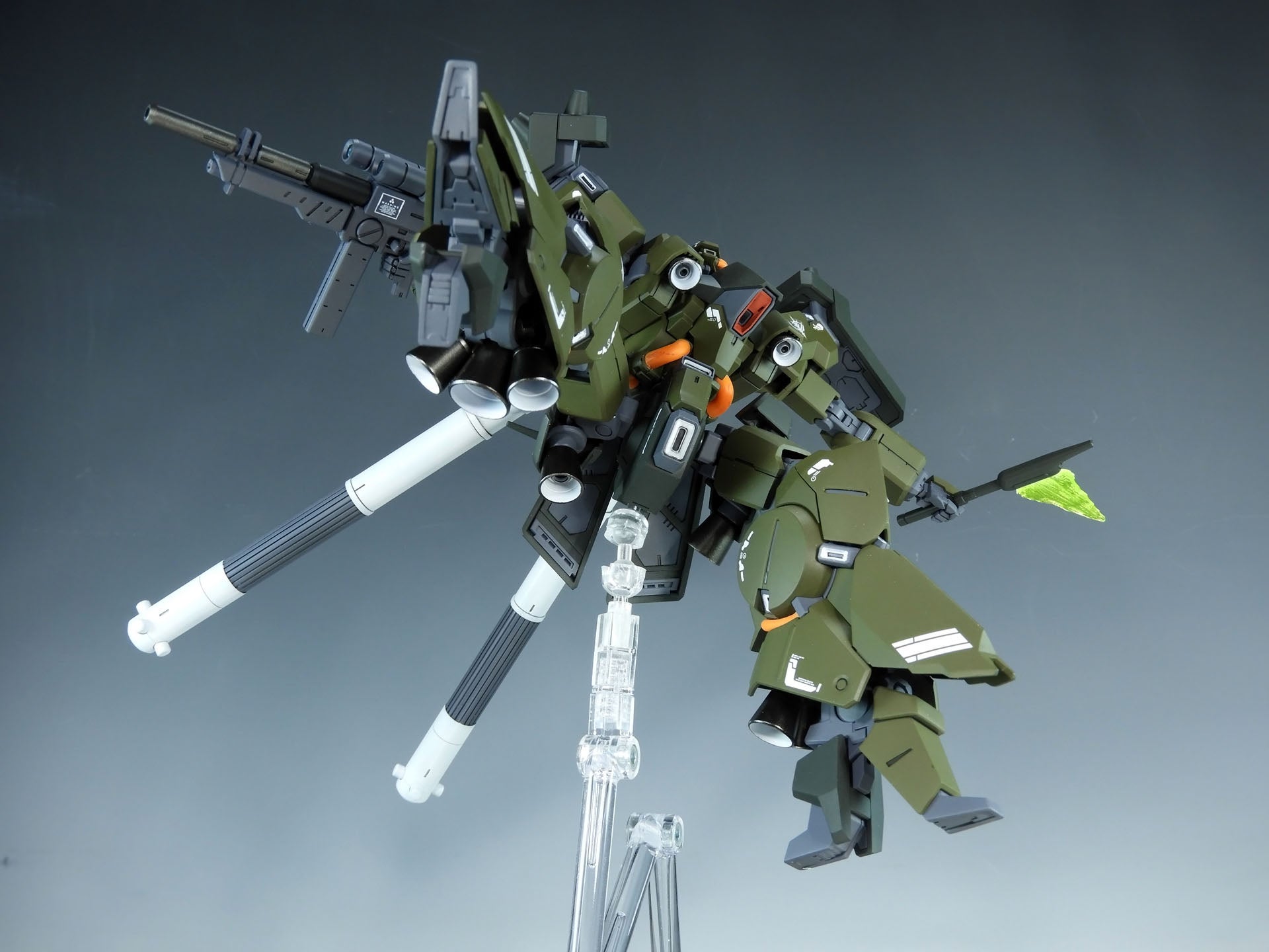 HG リーベン•ヴォルフ 未組立 HG リーベン・ヴォルフ 全塗装 PB限定 HG