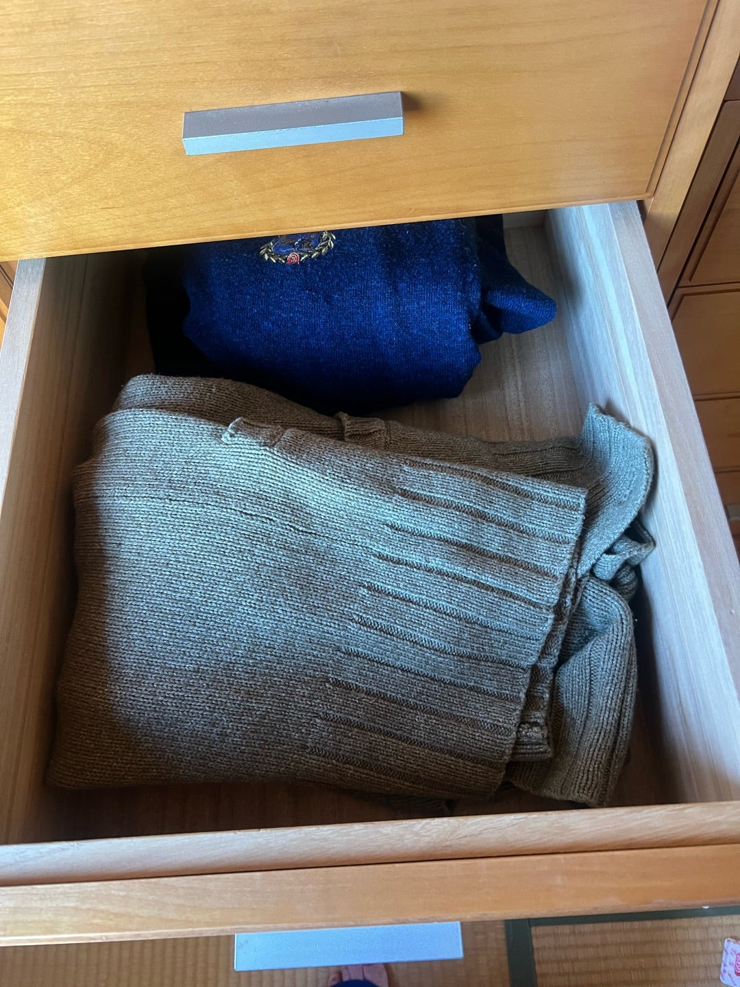 断捨離中 ② 断捨離中 断捨離中 断捨離中〜 整頓中です。 ZX] I