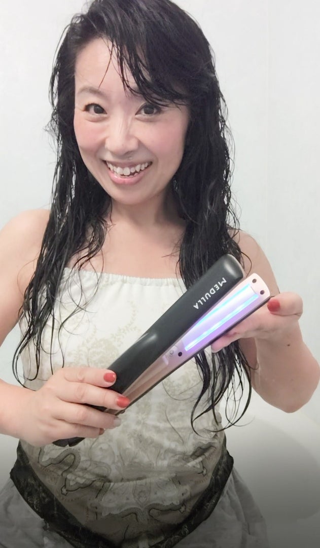 超音波ヘアアイロン！MEDULLA ソニックシャインプロをお迎えしました