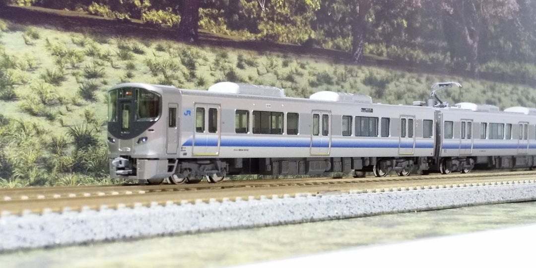 KATO 225系5100番台「関空・紀州路快速」 入線‼️ その➀ (品番10-945