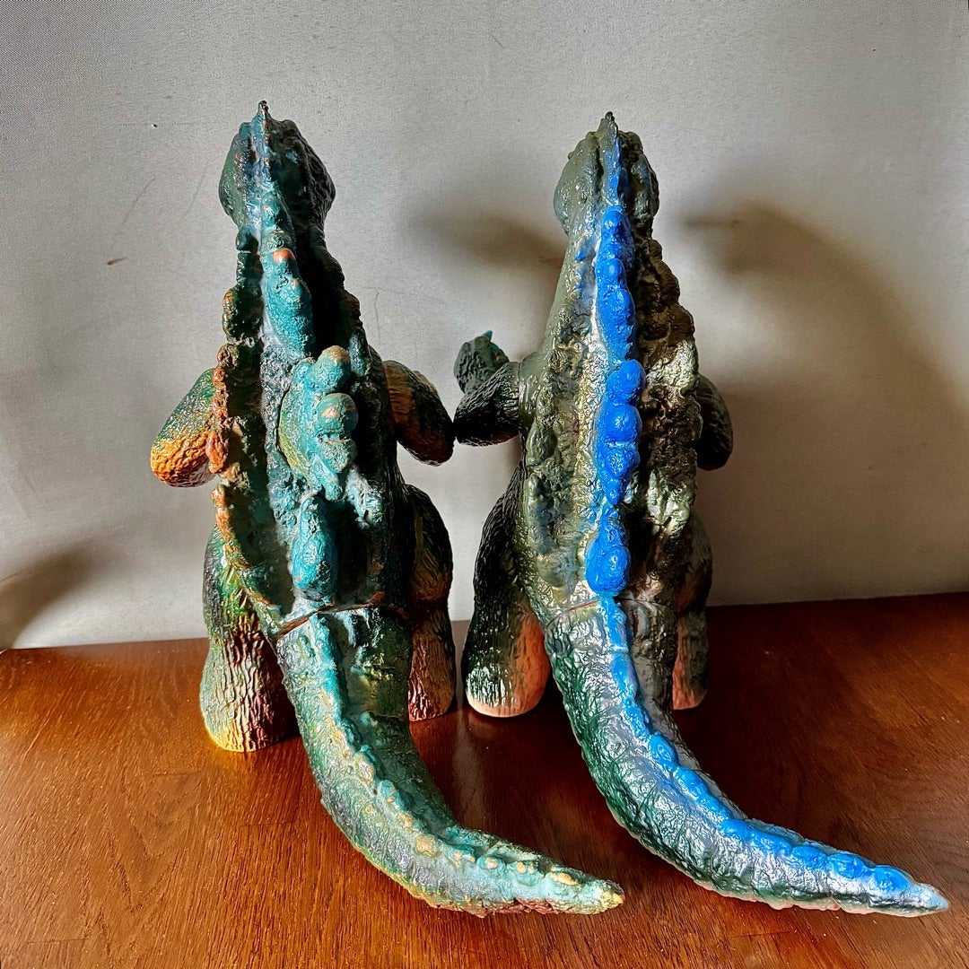 ブルマァク復刻ジャイアントゴジラ（レトロカラー）をもっとレトロ