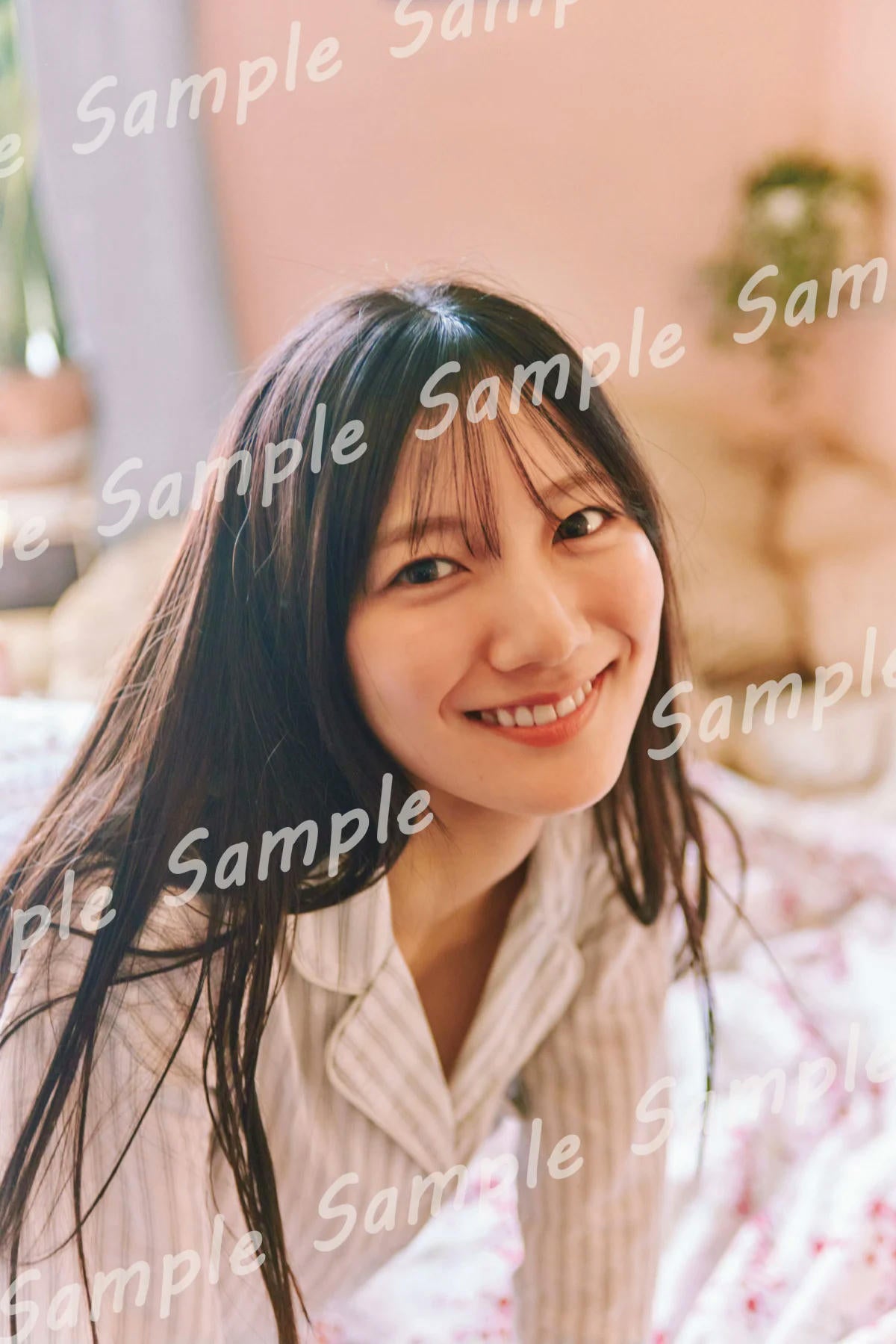 日向坂46河田陽菜2nd写真集、特典ポスター4種&ポストカード14種類一挙