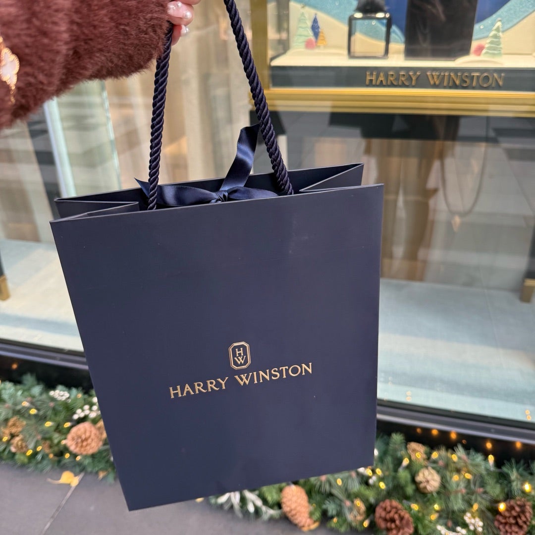 ハリーウィンストン】入るのは恥ずかしい？指輪や腕時計の値段も
